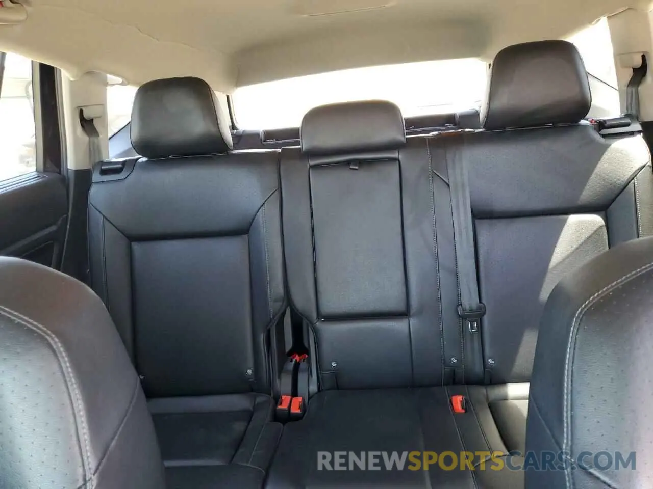 10 Photograph of a damaged car 1V2DP2CA1KC590593 VOLKSWAGEN ATLAS 2019