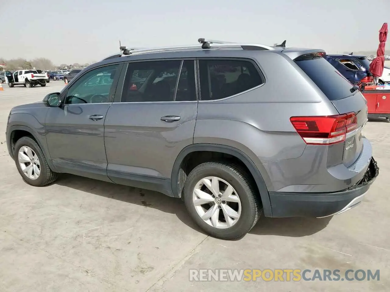 2 Photograph of a damaged car 1V2DP2CAXKC574294 VOLKSWAGEN ATLAS 2019