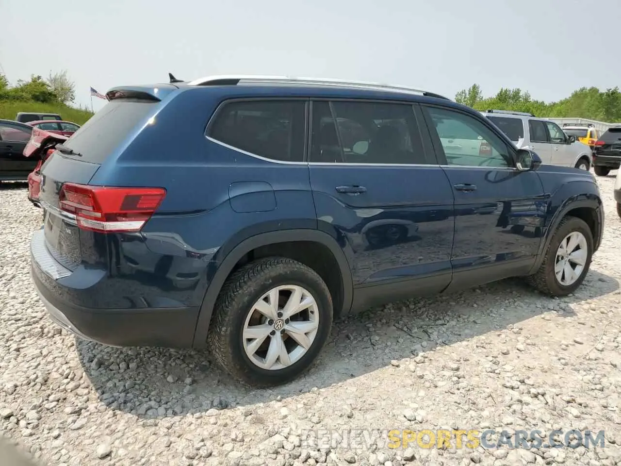 3 Photograph of a damaged car 1V2DR2CA0KC551357 VOLKSWAGEN ATLAS 2019