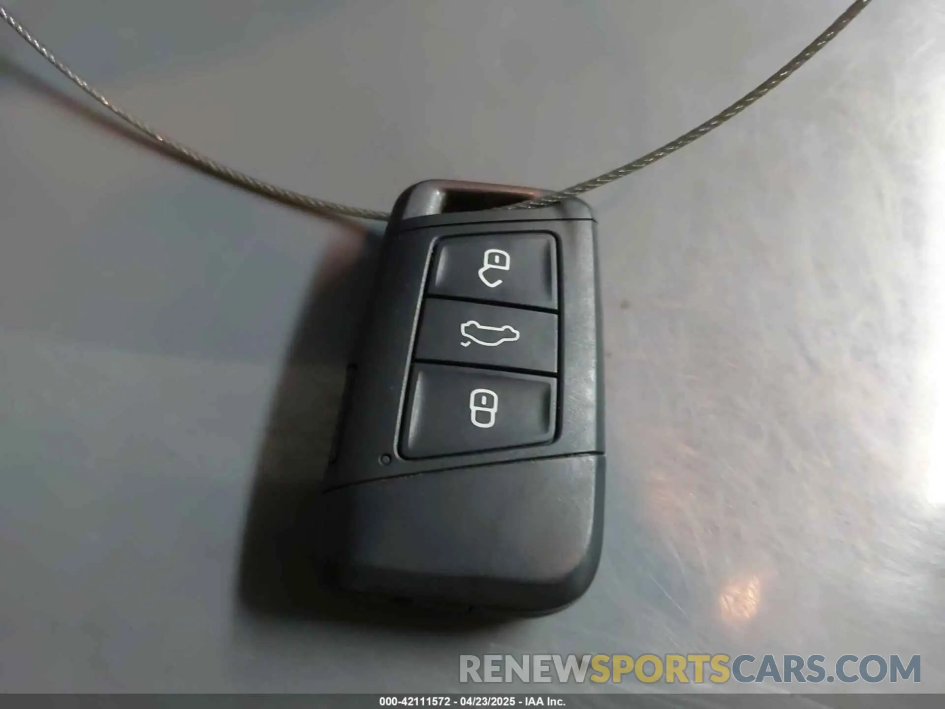11 Photograph of a damaged car 1V2DR2CA1KC591124 VOLKSWAGEN ATLAS 2019