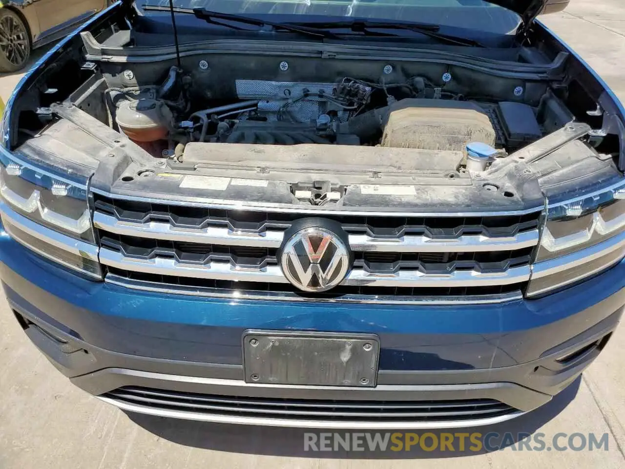 11 Photograph of a damaged car 1V2DR2CA1KC611405 VOLKSWAGEN ATLAS 2019