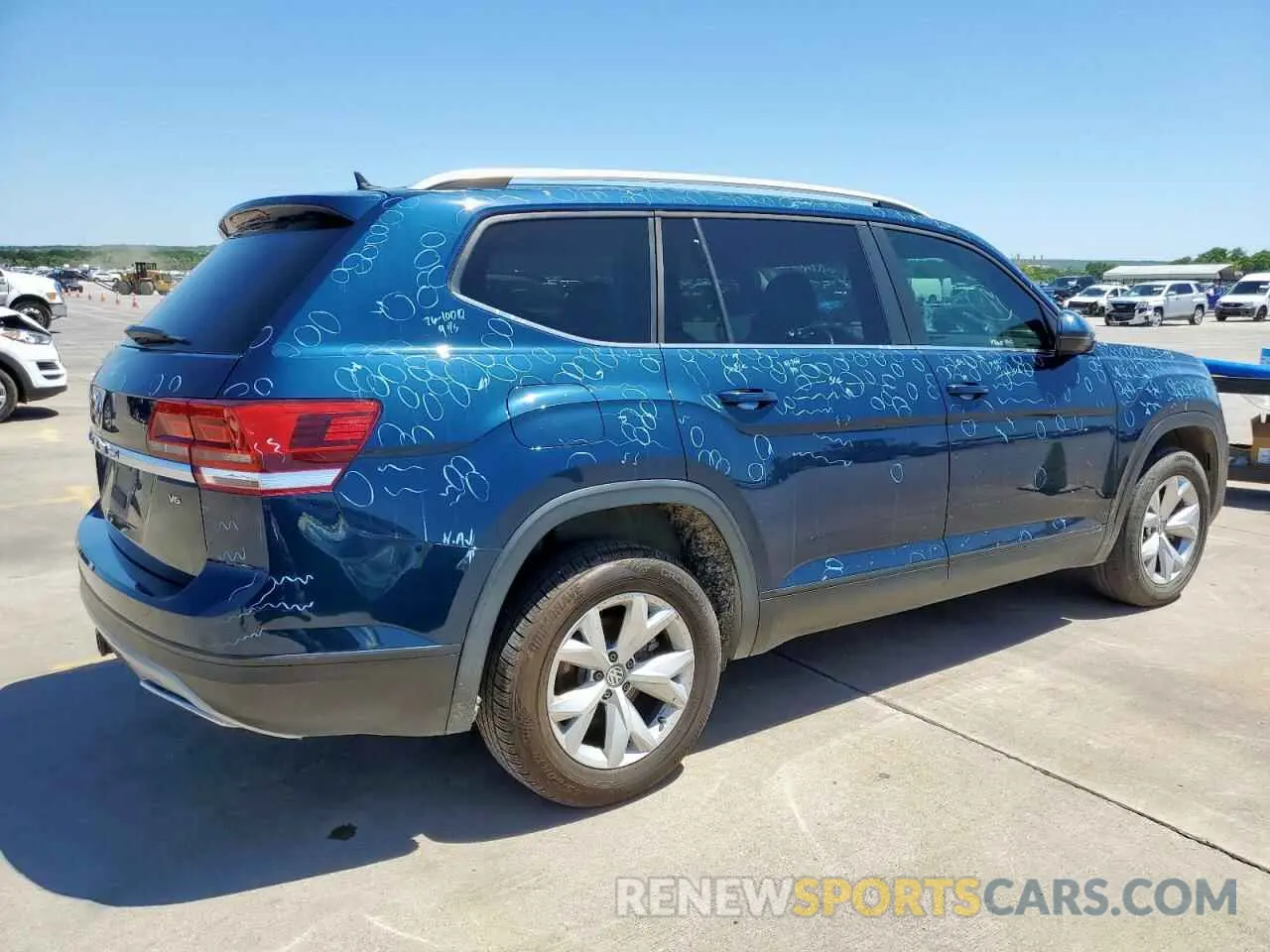 3 Photograph of a damaged car 1V2DR2CA1KC611405 VOLKSWAGEN ATLAS 2019