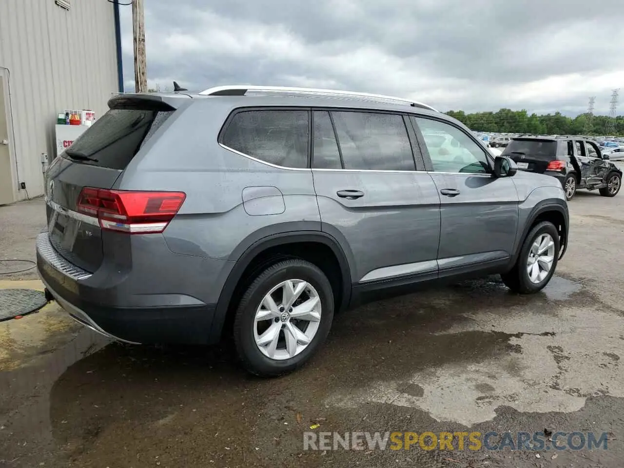 3 Photograph of a damaged car 1V2DR2CA2KC537413 VOLKSWAGEN ATLAS 2019