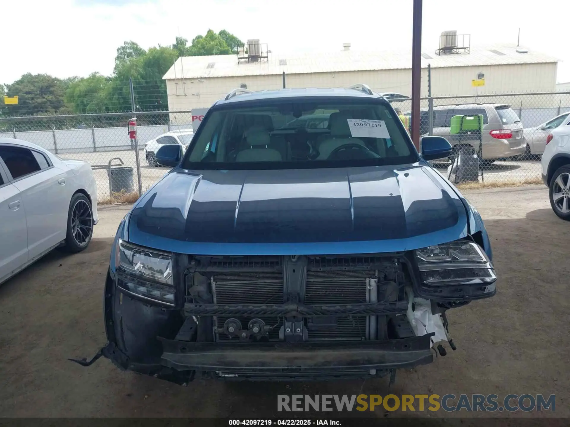 13 Photograph of a damaged car 1V2DR2CA7KC516363 VOLKSWAGEN ATLAS 2019