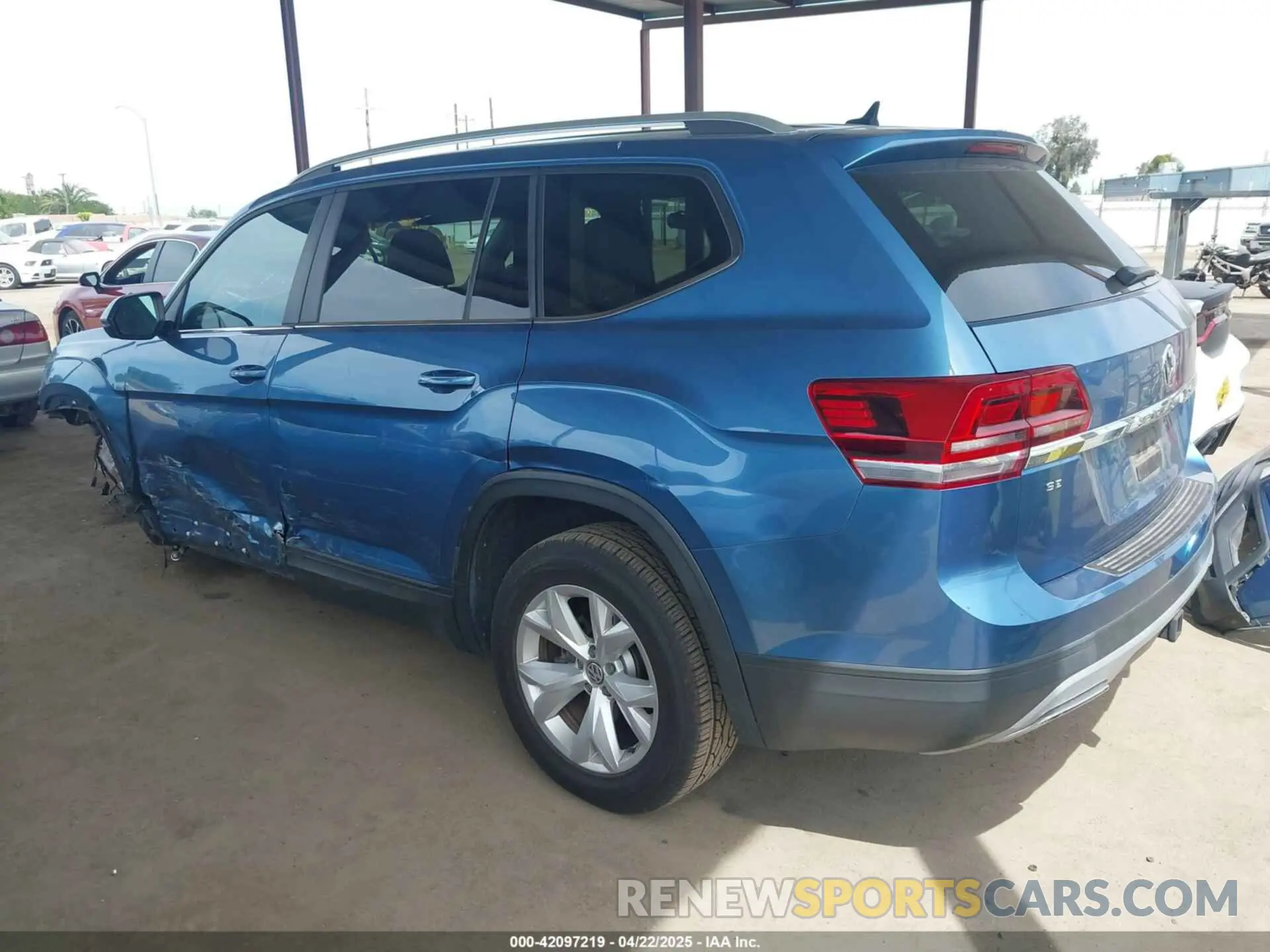 3 Photograph of a damaged car 1V2DR2CA7KC516363 VOLKSWAGEN ATLAS 2019