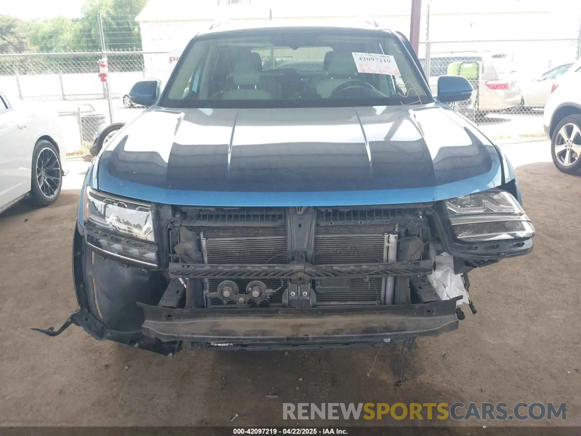 6 Photograph of a damaged car 1V2DR2CA7KC516363 VOLKSWAGEN ATLAS 2019