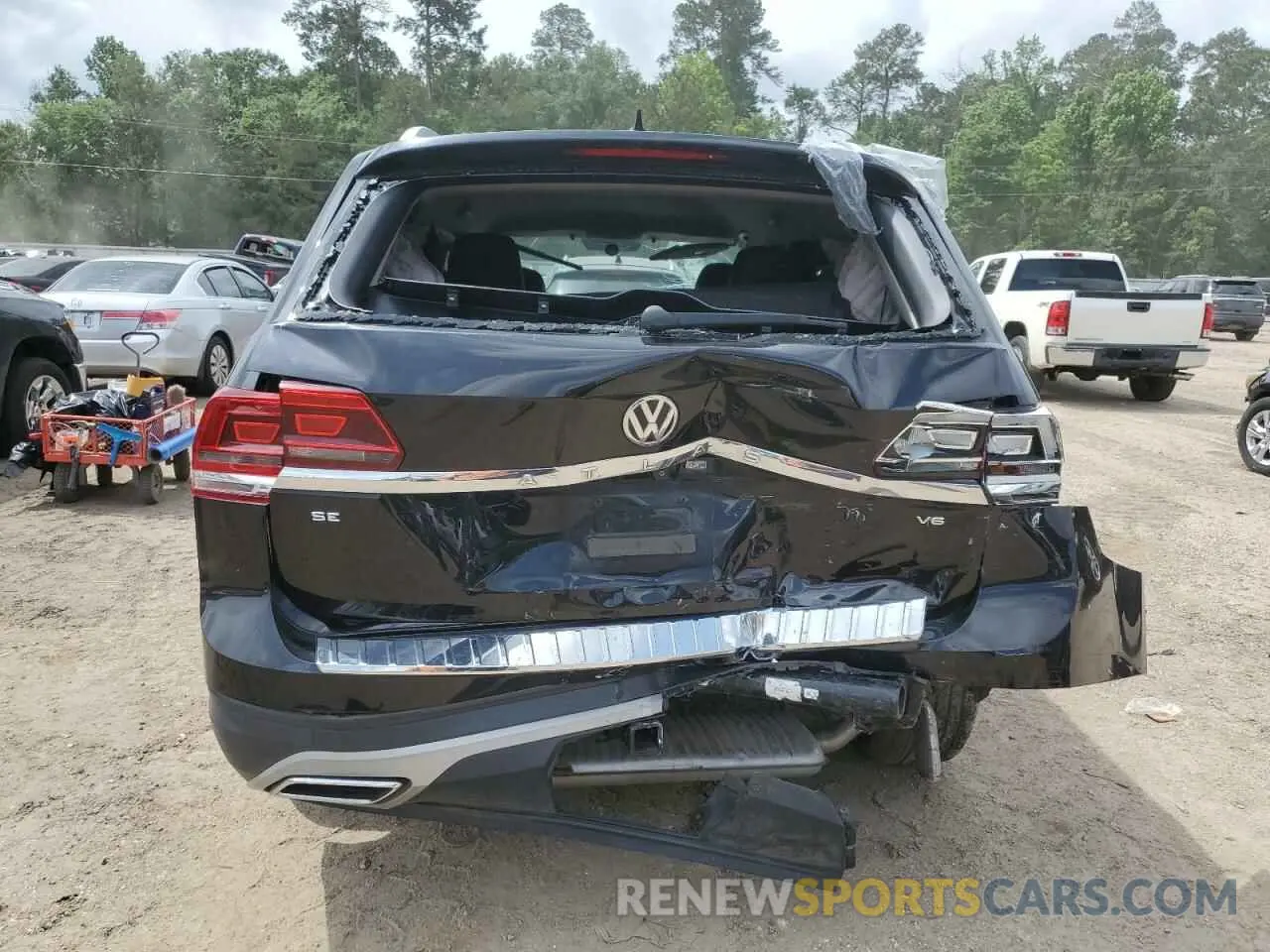 6 Photograph of a damaged car 1V2DR2CA7KC605849 VOLKSWAGEN ATLAS 2019