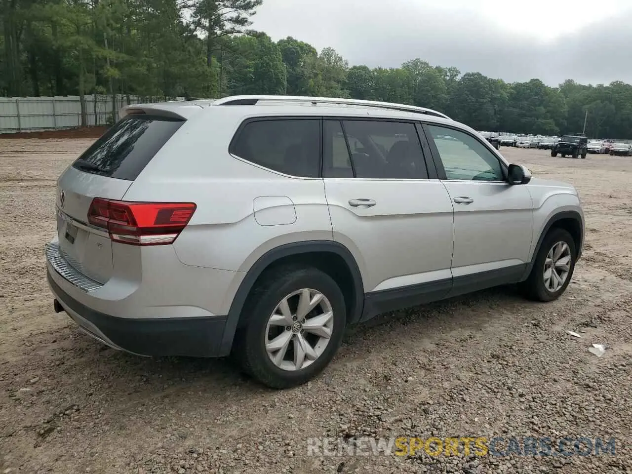 3 Photograph of a damaged car 1V2DR2CA8KC530787 VOLKSWAGEN ATLAS 2019