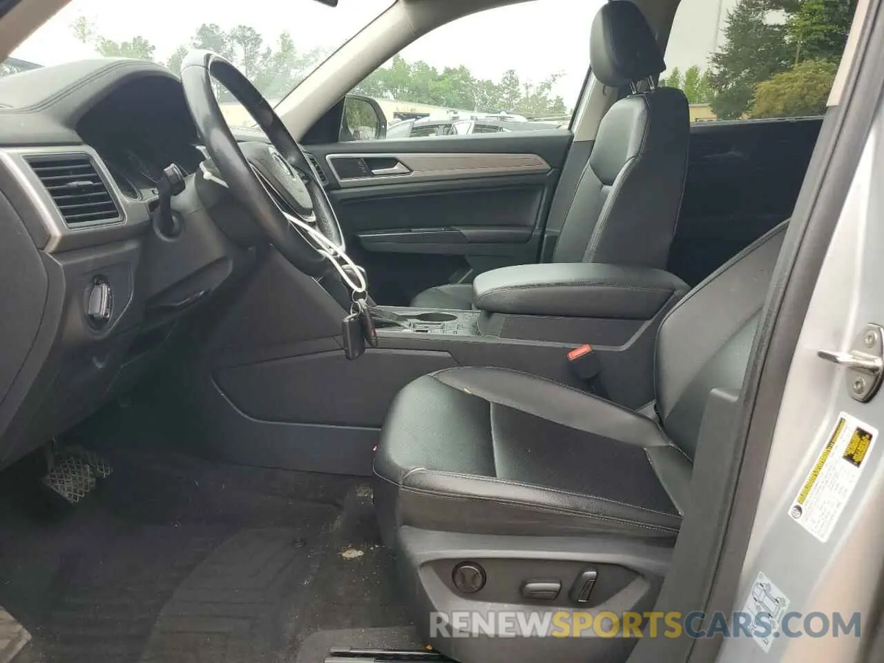 7 Photograph of a damaged car 1V2DR2CA8KC530787 VOLKSWAGEN ATLAS 2019