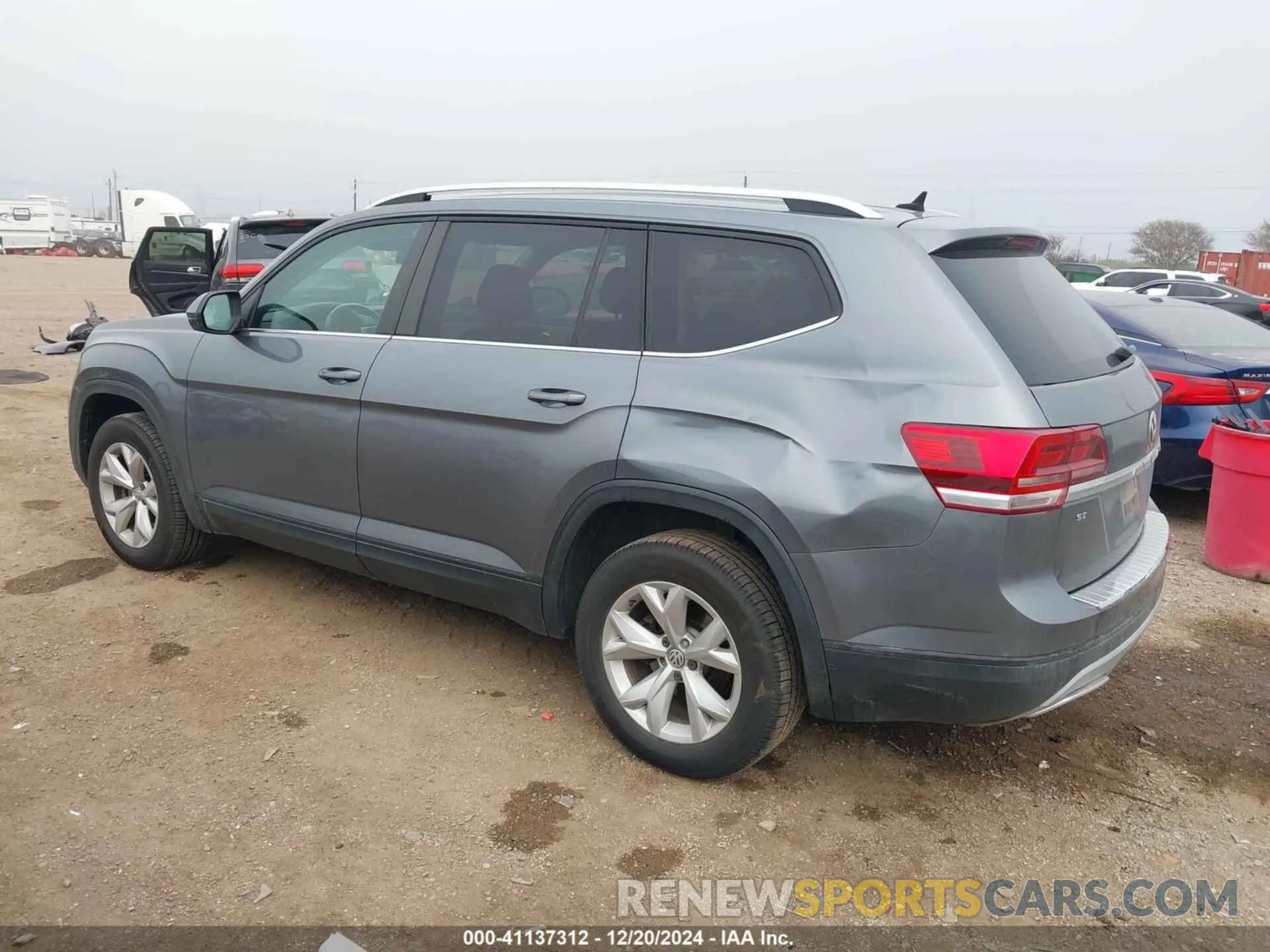 3 Photograph of a damaged car 1V2DR2CAXKC534923 VOLKSWAGEN ATLAS 2019