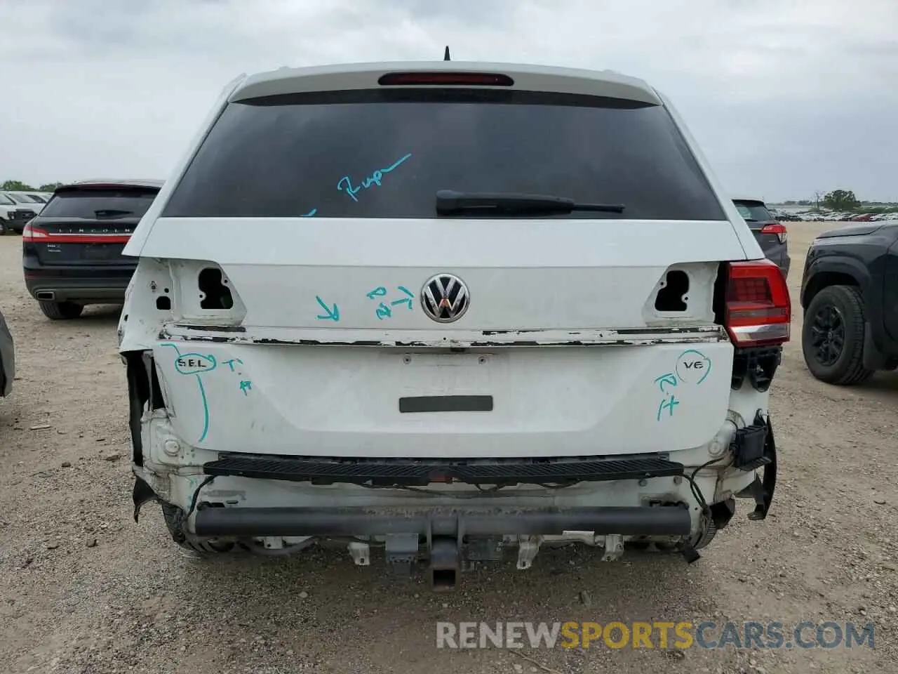 6 Photograph of a damaged car 1V2ER2CA0KC593693 VOLKSWAGEN ATLAS 2019