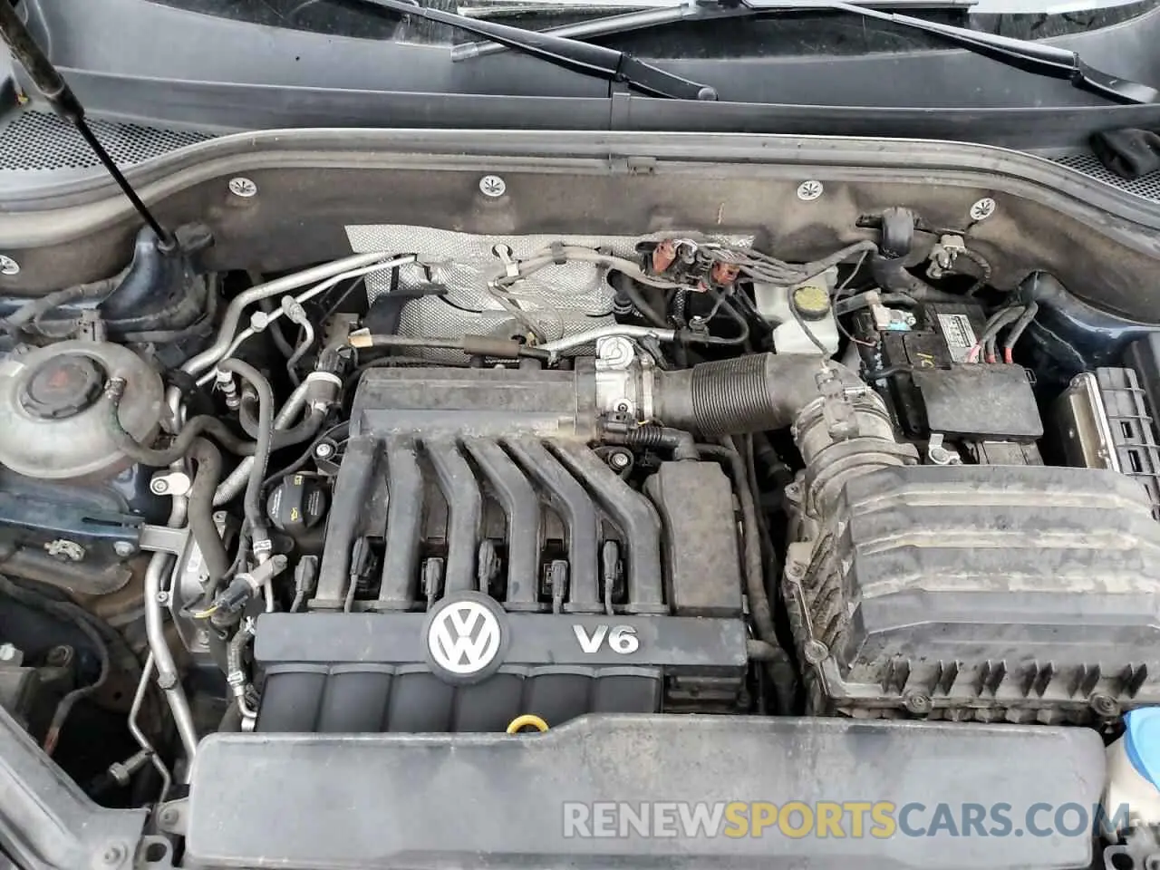 12 Photograph of a damaged car 1V2ER2CA7KC607587 VOLKSWAGEN ATLAS 2019