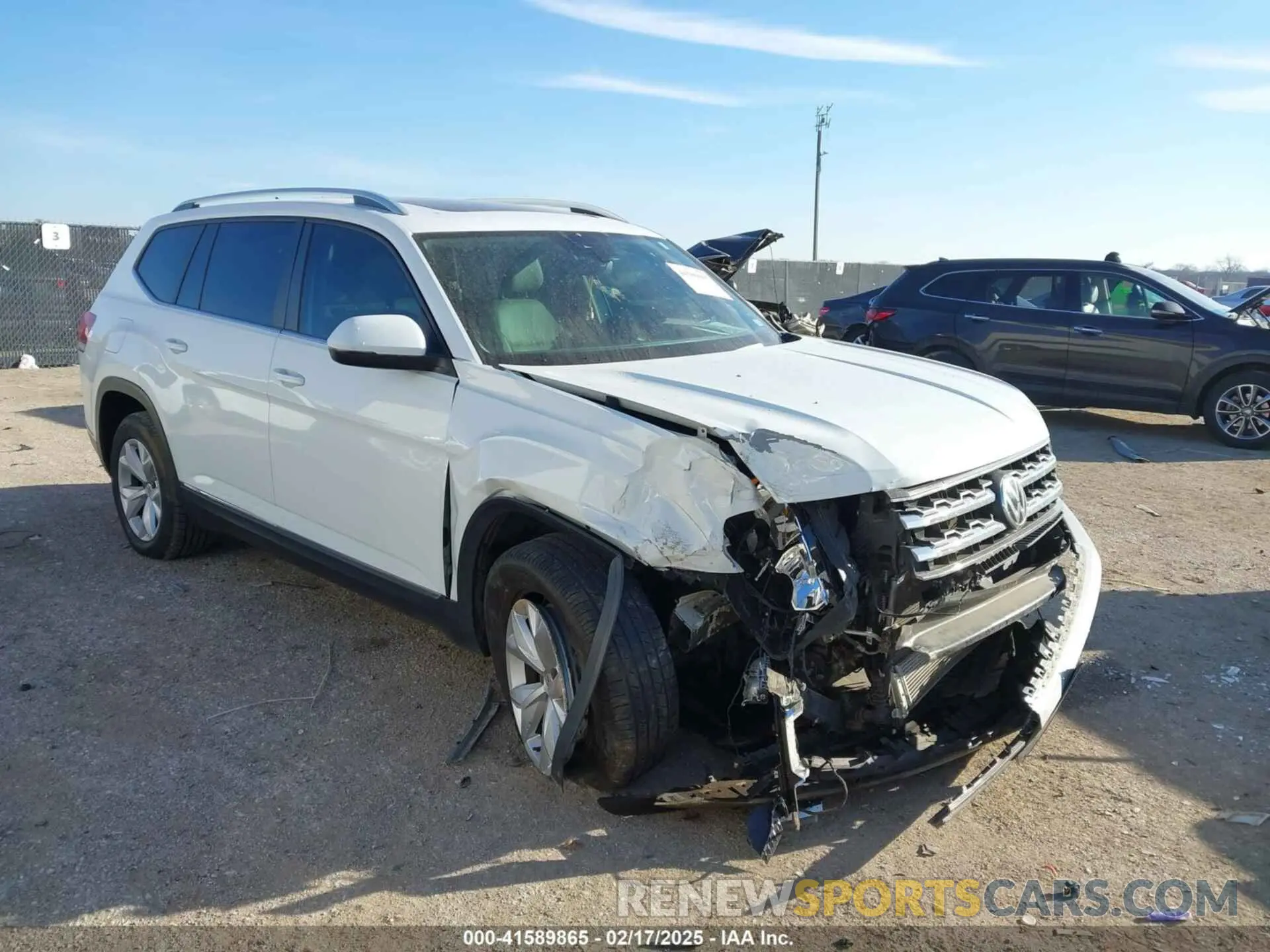 1 Photograph of a damaged car 1V2ER2CA8KC509118 VOLKSWAGEN ATLAS 2019