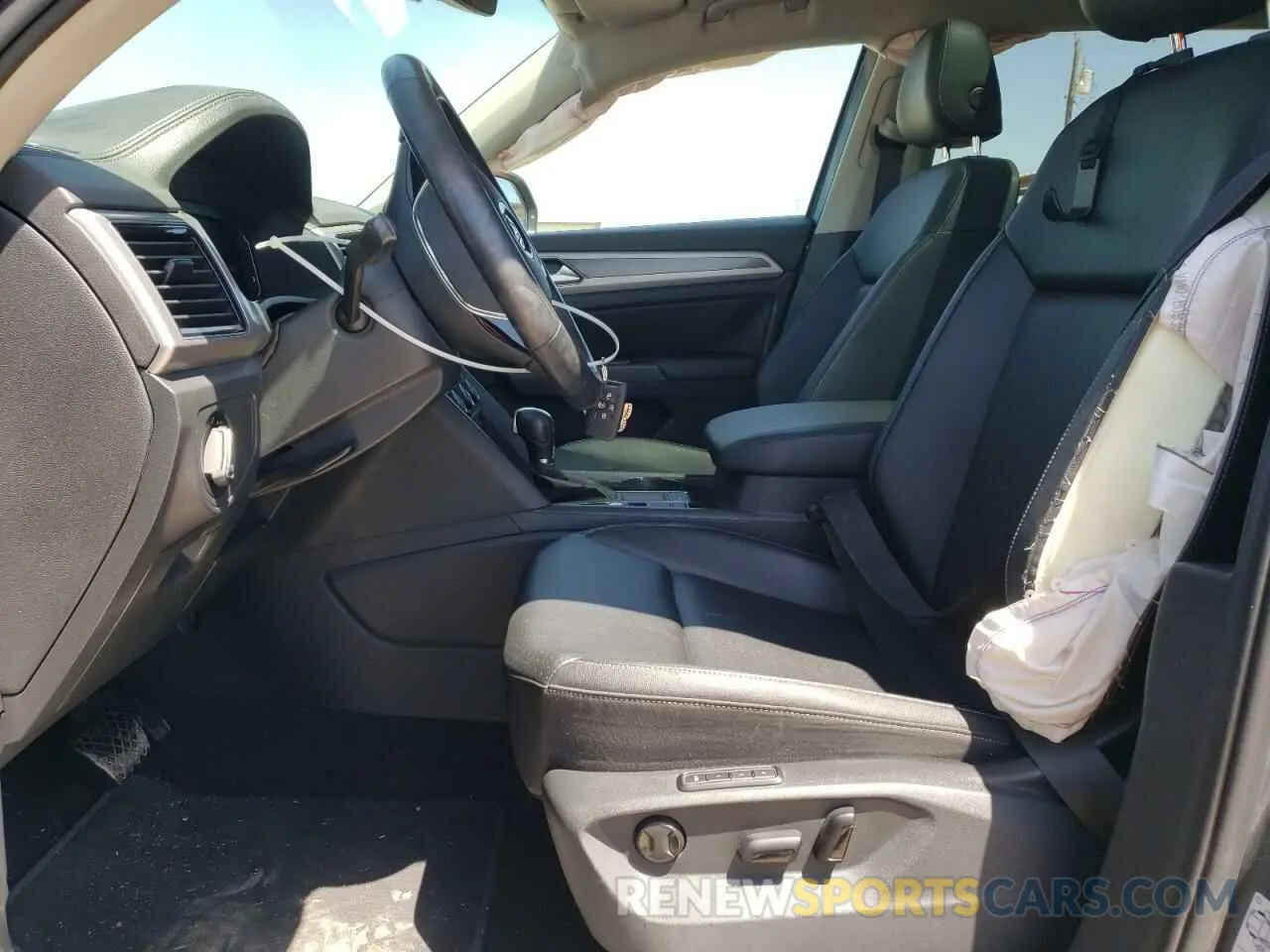 7 Photograph of a damaged car 1V2ER2CA8KC556357 VOLKSWAGEN ATLAS 2019