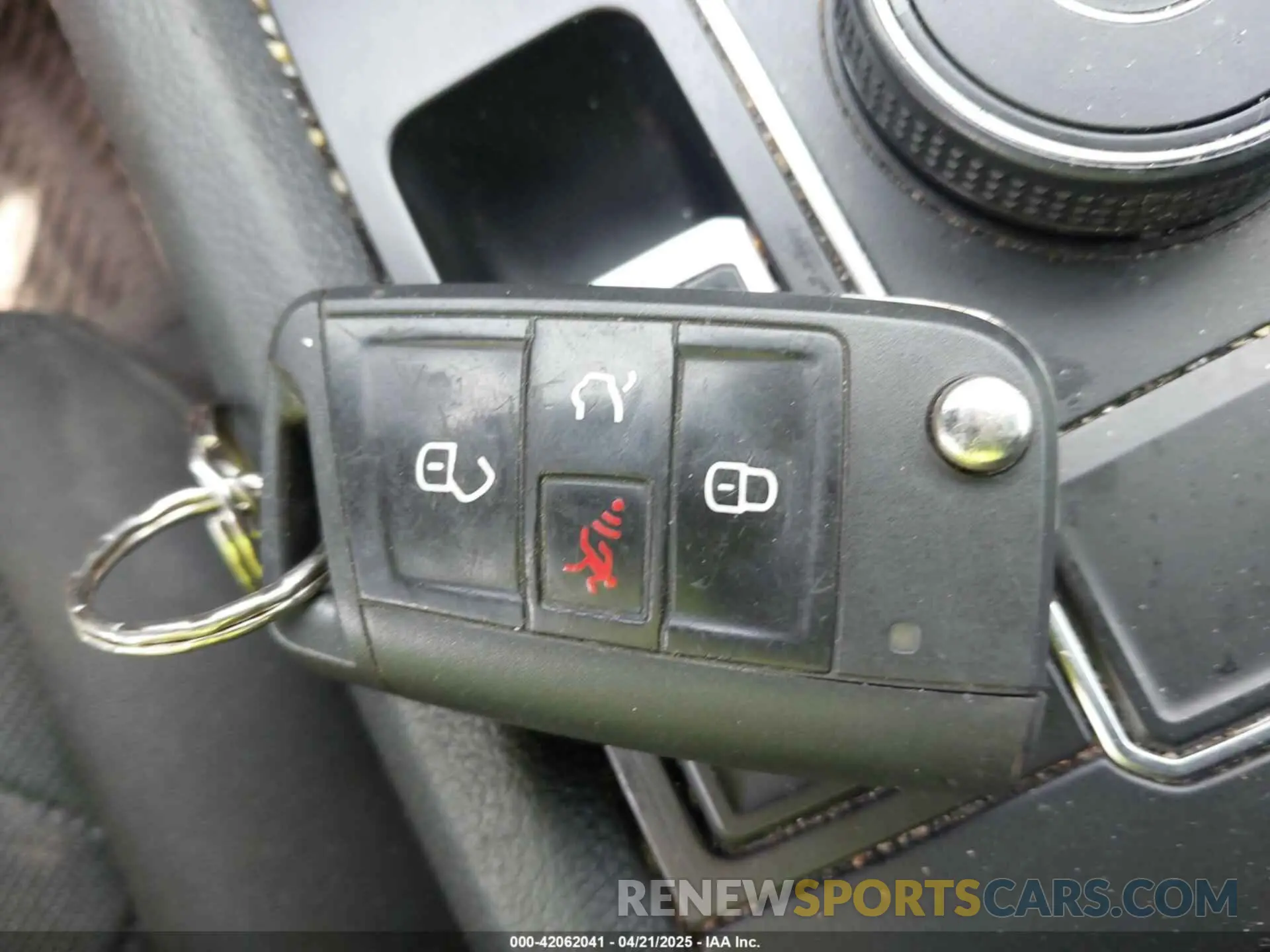 11 Photograph of a damaged car 1V2GR2CA0KC599079 VOLKSWAGEN ATLAS 2019