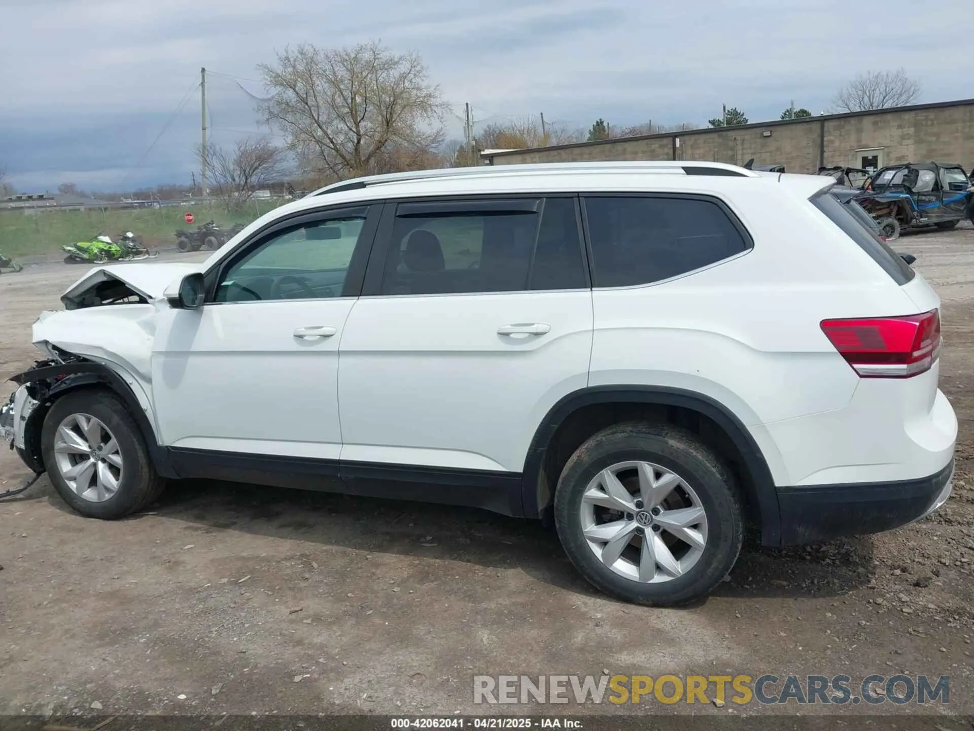 15 Photograph of a damaged car 1V2GR2CA0KC599079 VOLKSWAGEN ATLAS 2019