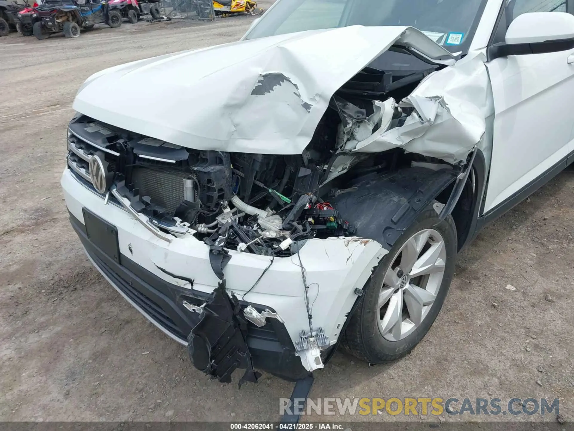 6 Photograph of a damaged car 1V2GR2CA0KC599079 VOLKSWAGEN ATLAS 2019