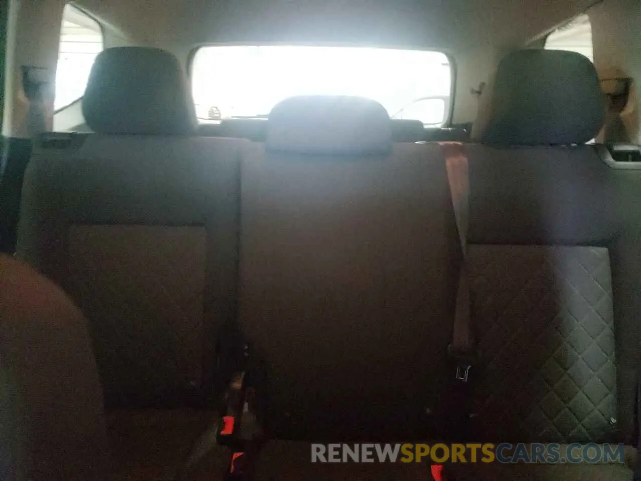 10 Photograph of a damaged car 1V2GR2CA0KC607973 VOLKSWAGEN ATLAS 2019