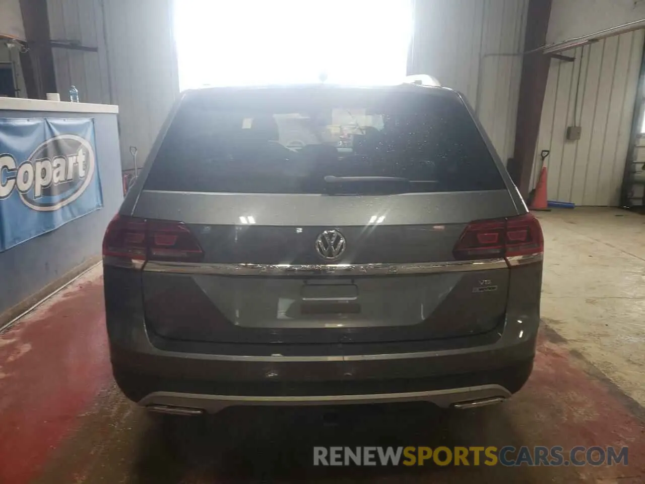 6 Photograph of a damaged car 1V2GR2CA0KC607973 VOLKSWAGEN ATLAS 2019