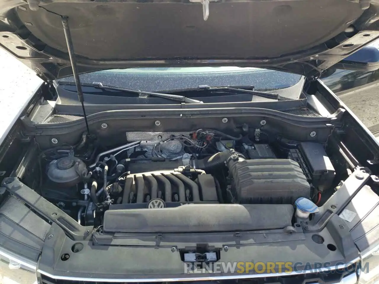 12 Photograph of a damaged car 1V2LR2CA3KC574899 VOLKSWAGEN ATLAS 2019