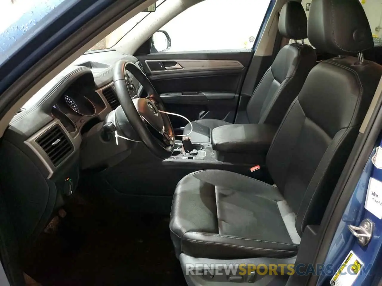 7 Photograph of a damaged car 1V2LR2CAXKC575578 VOLKSWAGEN ATLAS 2019