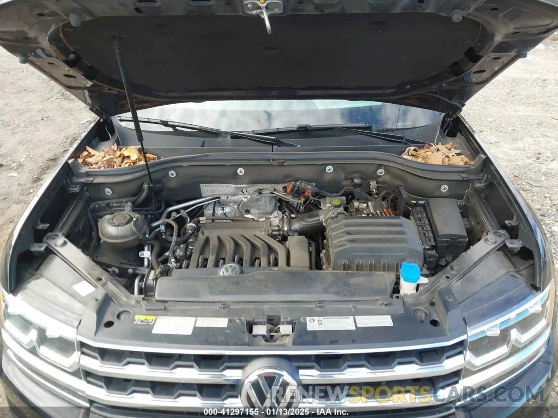 10 Photograph of a damaged car 1V2MR2CA1KC624073 VOLKSWAGEN ATLAS 2019