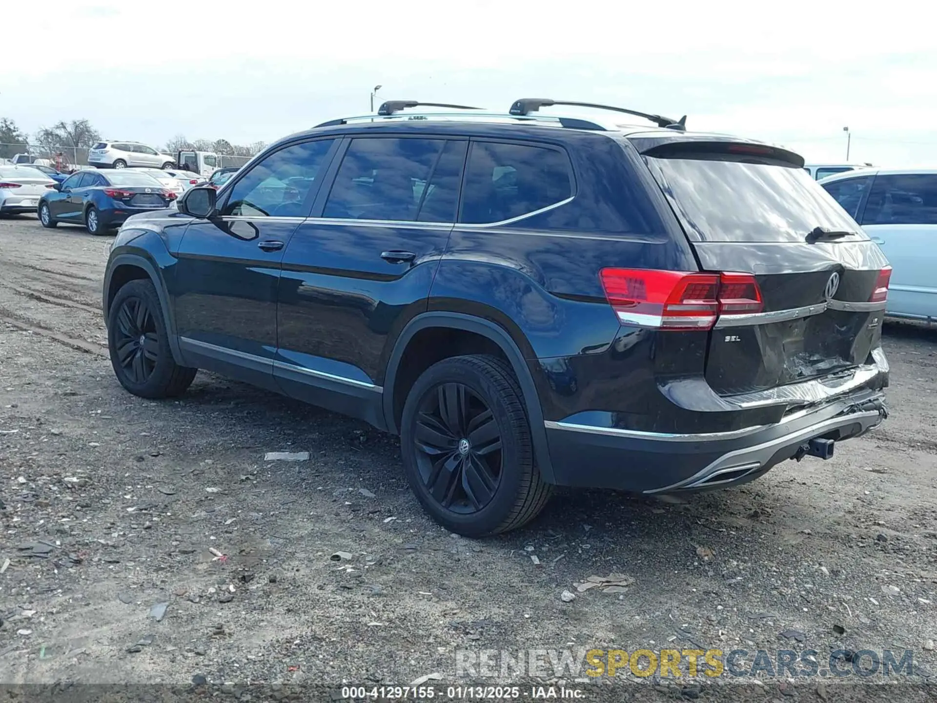 3 Photograph of a damaged car 1V2MR2CA1KC624073 VOLKSWAGEN ATLAS 2019