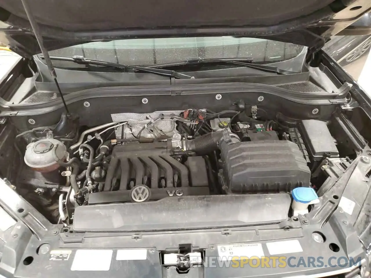 12 Photograph of a damaged car 1V2MR2CA1KC624123 VOLKSWAGEN ATLAS 2019