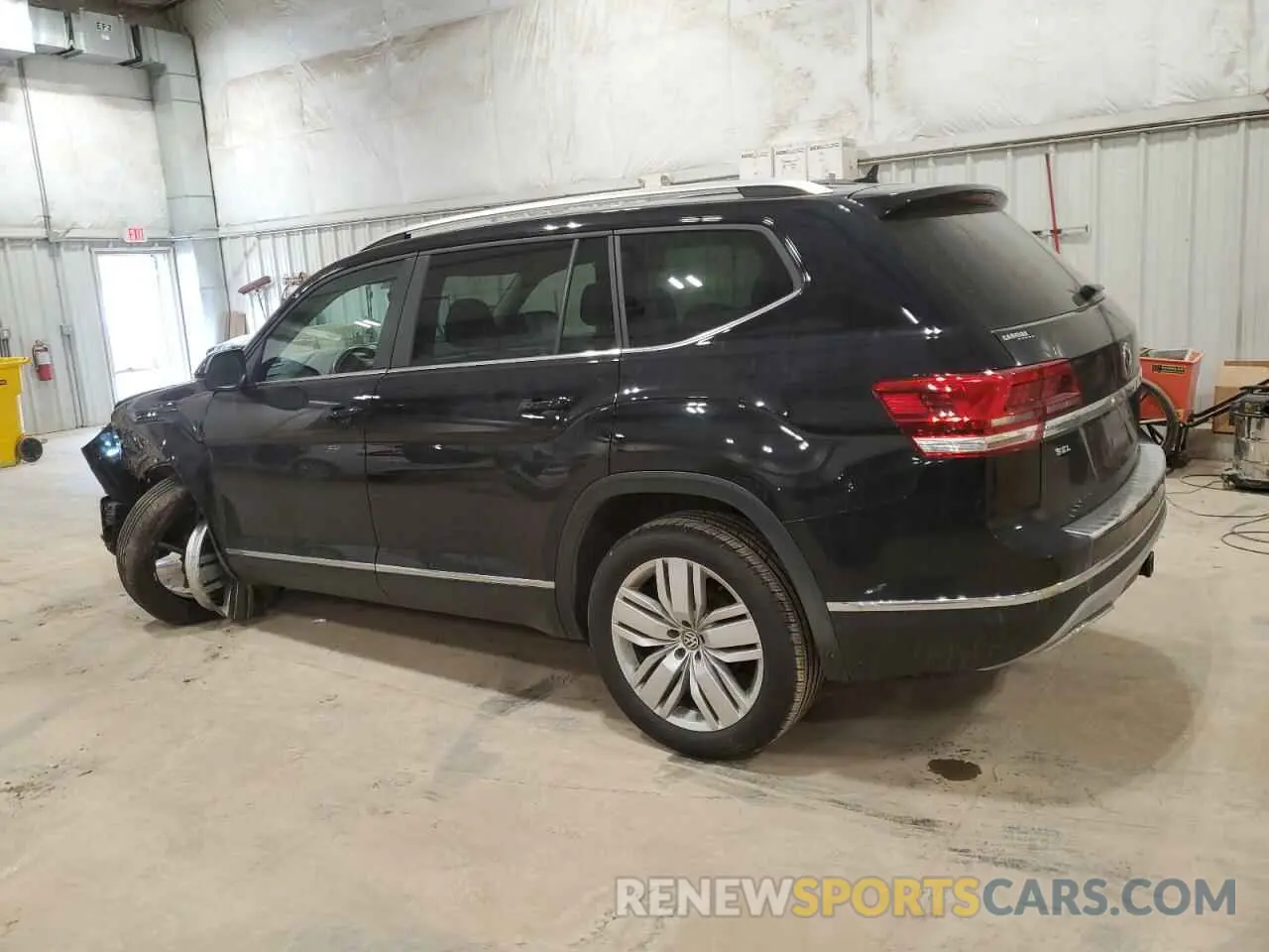 2 Photograph of a damaged car 1V2MR2CA1KC624123 VOLKSWAGEN ATLAS 2019