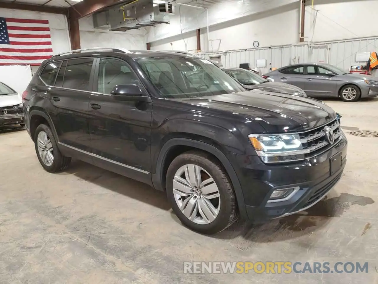4 Photograph of a damaged car 1V2MR2CA1KC624123 VOLKSWAGEN ATLAS 2019