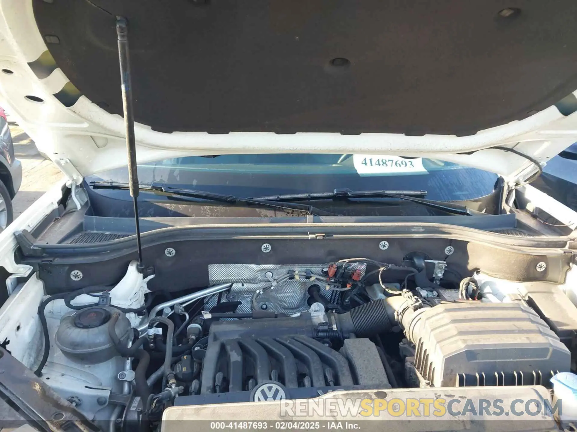 10 Photograph of a damaged car 1V2MR2CA2KC522314 VOLKSWAGEN ATLAS 2019