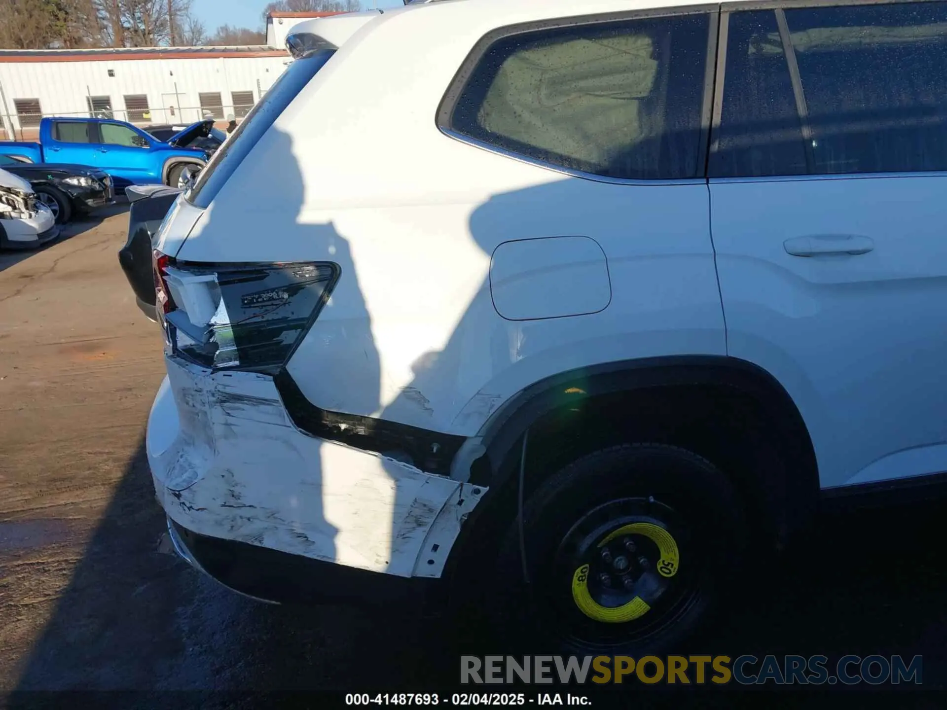 6 Photograph of a damaged car 1V2MR2CA2KC522314 VOLKSWAGEN ATLAS 2019