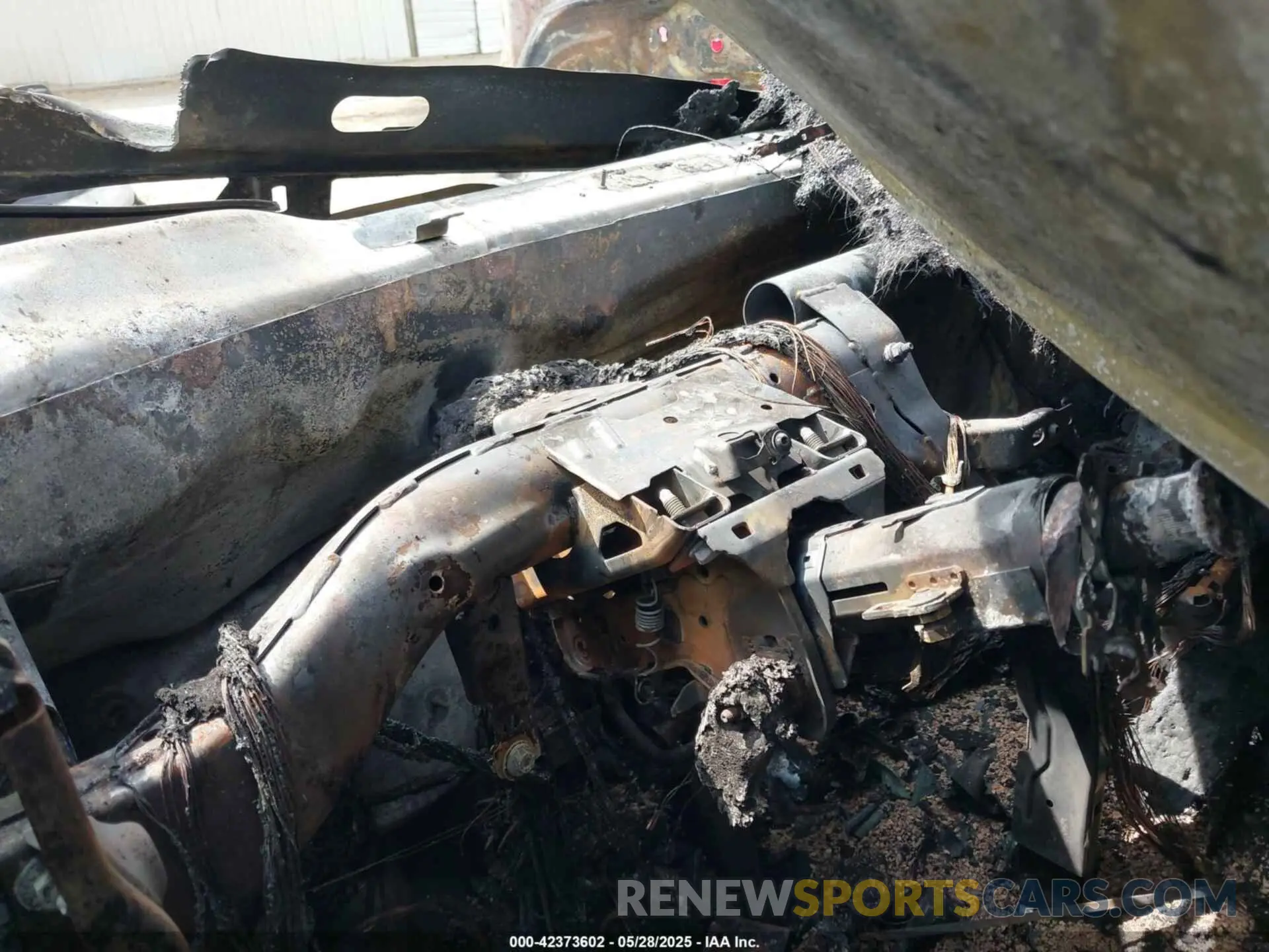 7 Photograph of a damaged car 1V2MR2CA4KC585043 VOLKSWAGEN ATLAS 2019