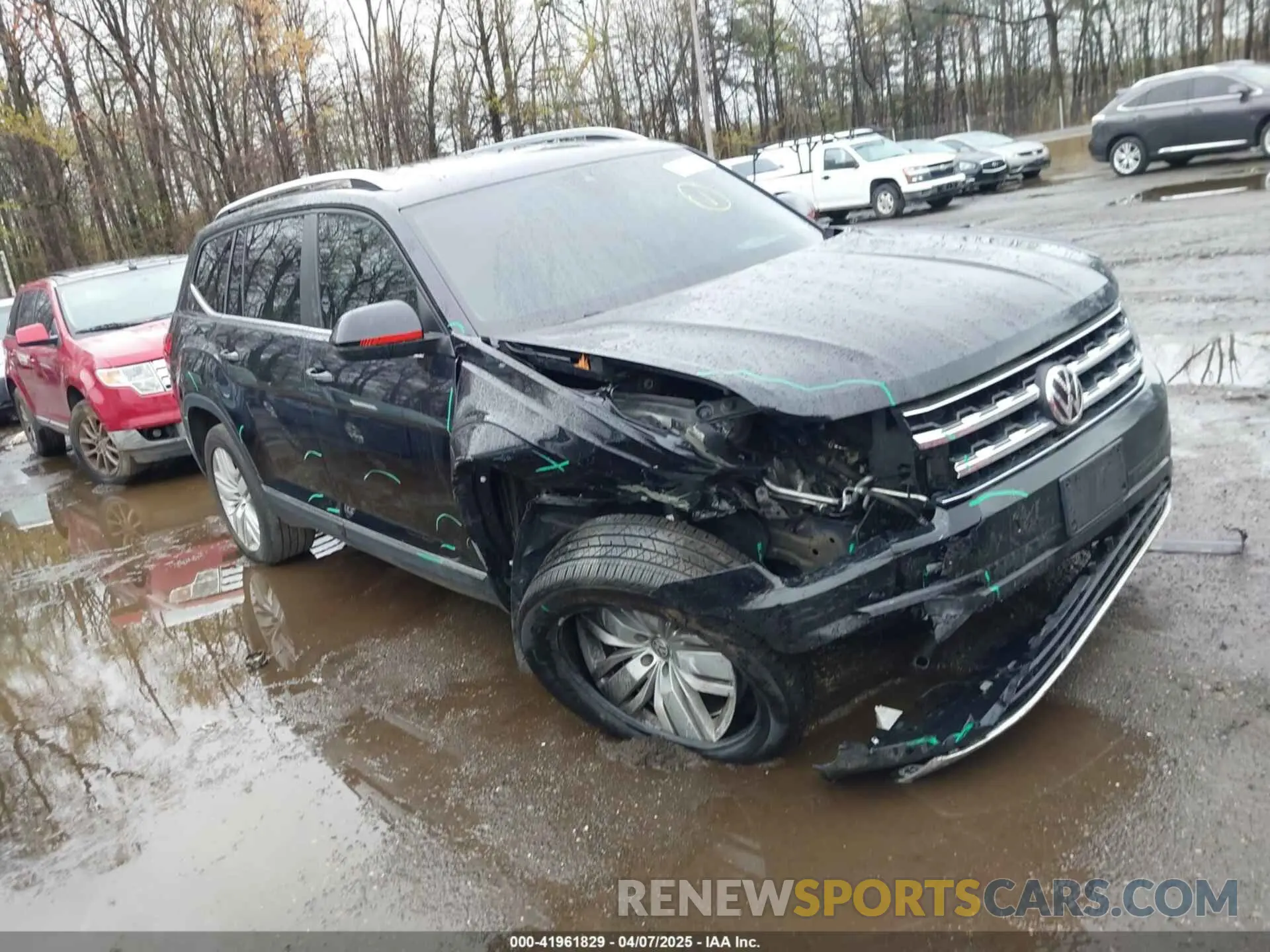 1 Photograph of a damaged car 1V2MR2CA4KC592087 VOLKSWAGEN ATLAS 2019