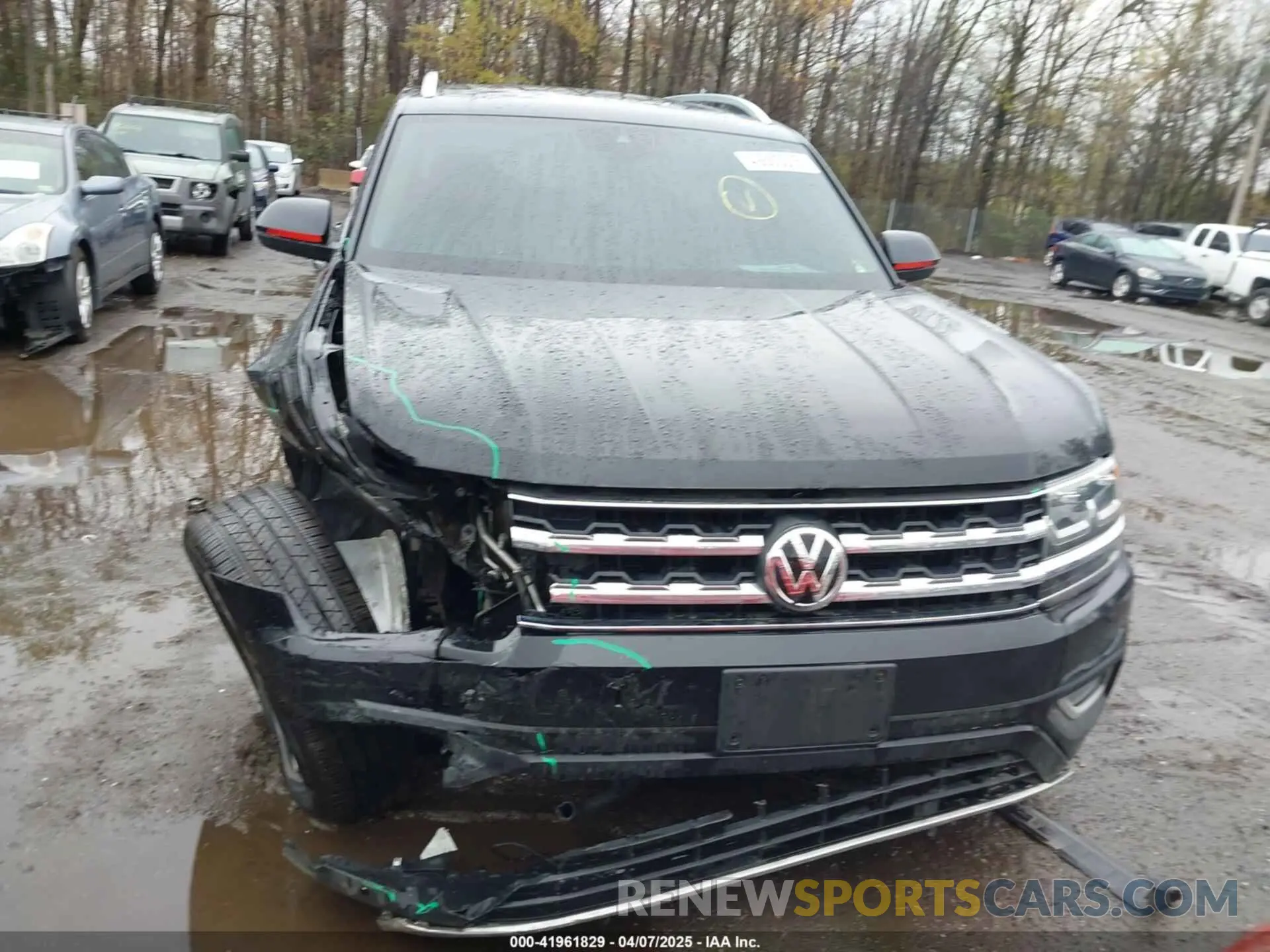 12 Photograph of a damaged car 1V2MR2CA4KC592087 VOLKSWAGEN ATLAS 2019