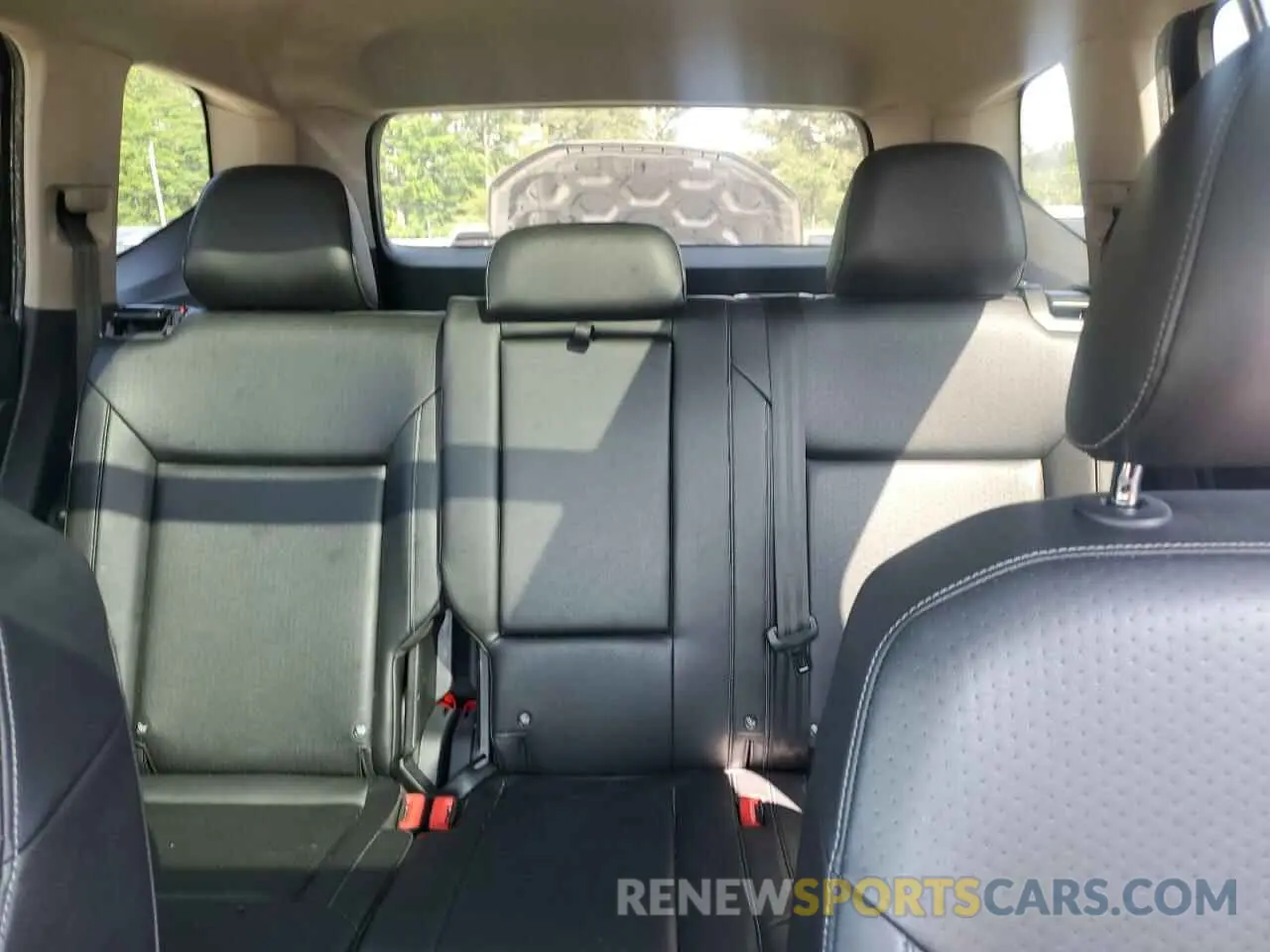 10 Photograph of a damaged car 1V2MR2CA6KC522767 VOLKSWAGEN ATLAS 2019
