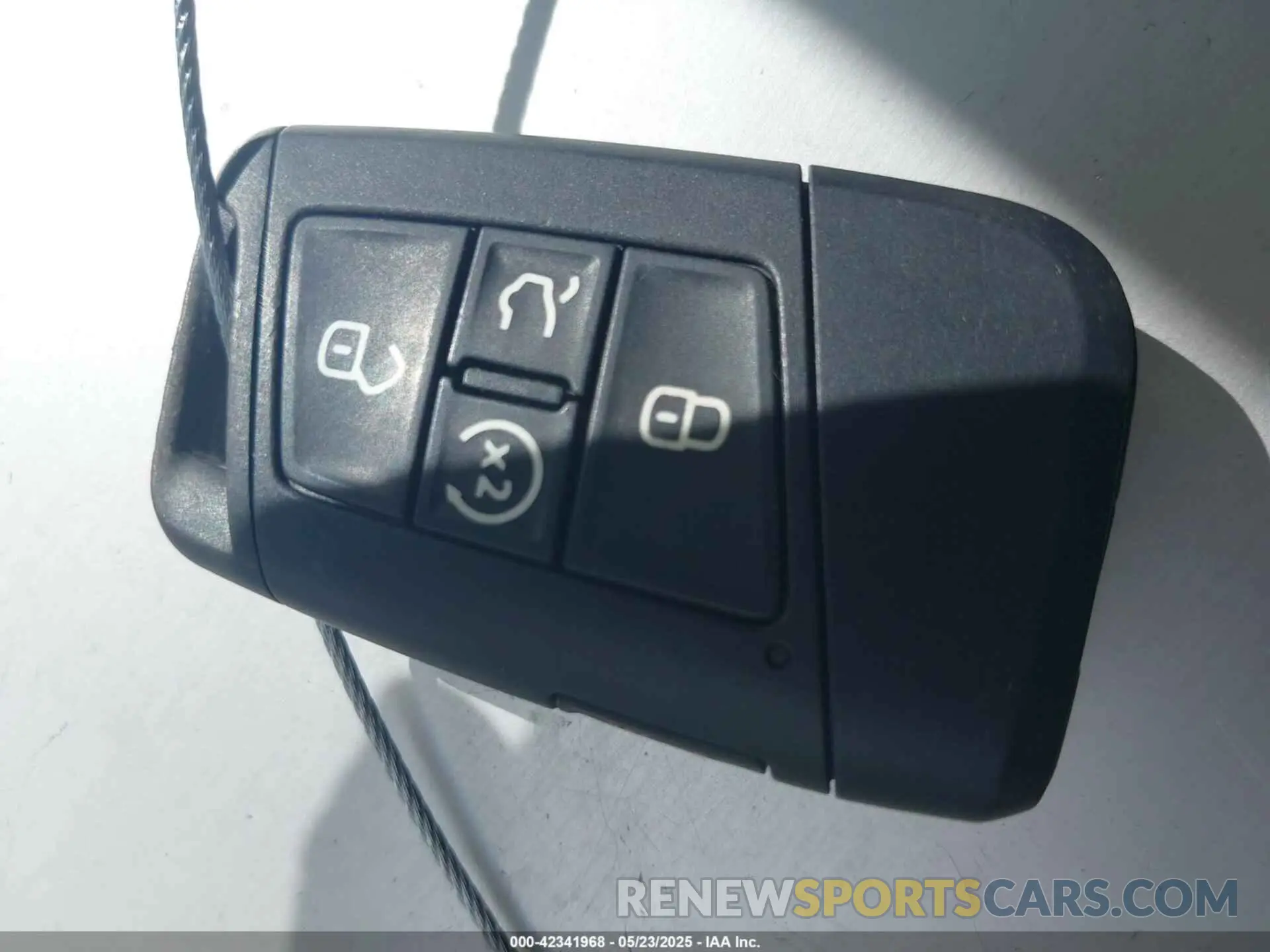 11 Photograph of a damaged car 1V2MR2CA6KC612422 VOLKSWAGEN ATLAS 2019