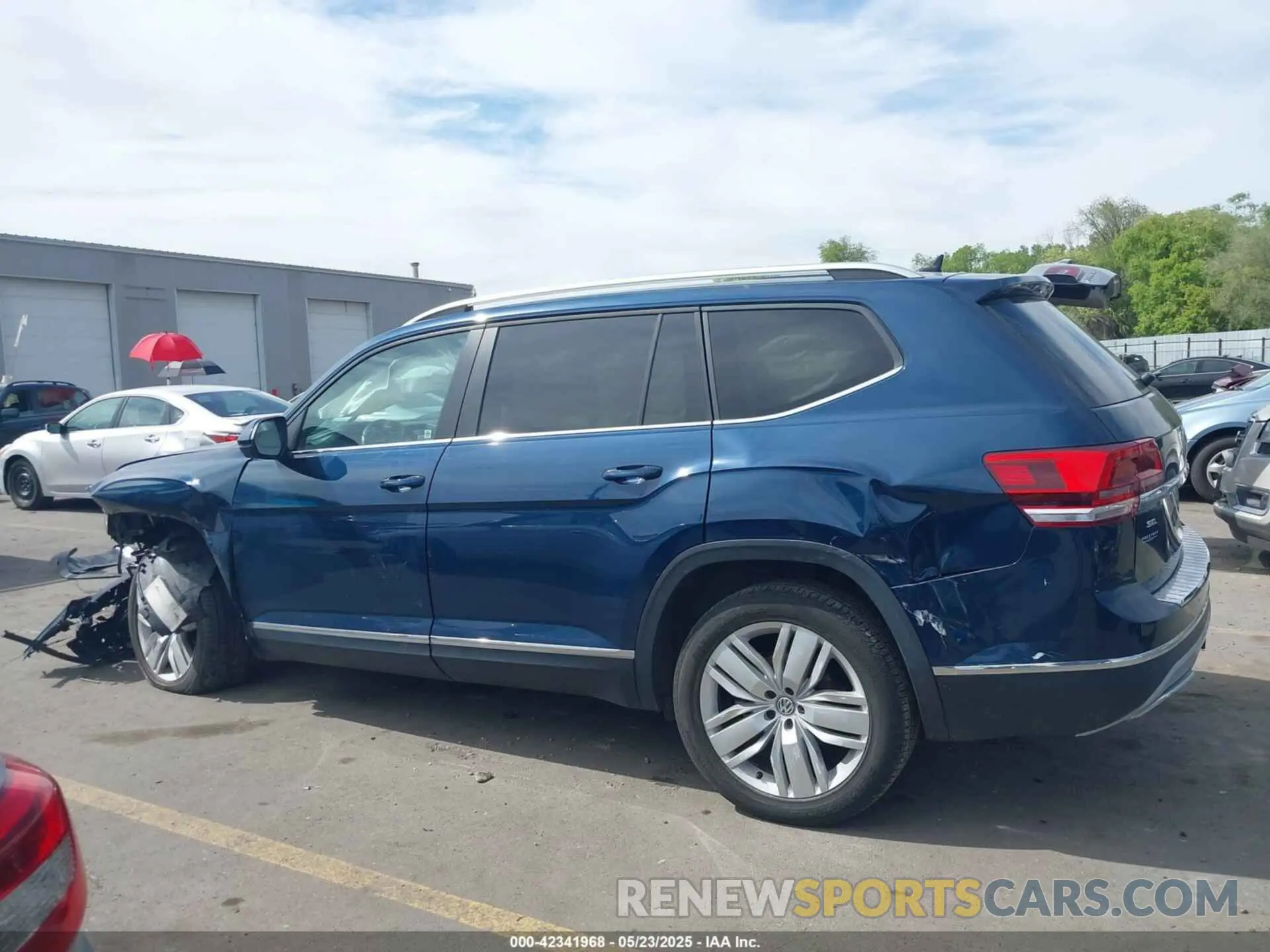 15 Photograph of a damaged car 1V2MR2CA6KC612422 VOLKSWAGEN ATLAS 2019