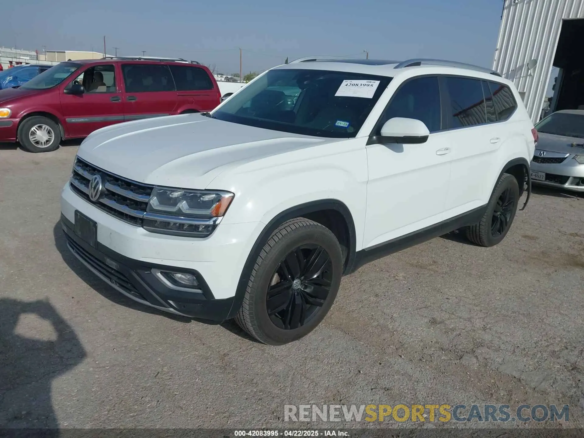 2 Photograph of a damaged car 1V2MR2CA8KC569640 VOLKSWAGEN ATLAS 2019
