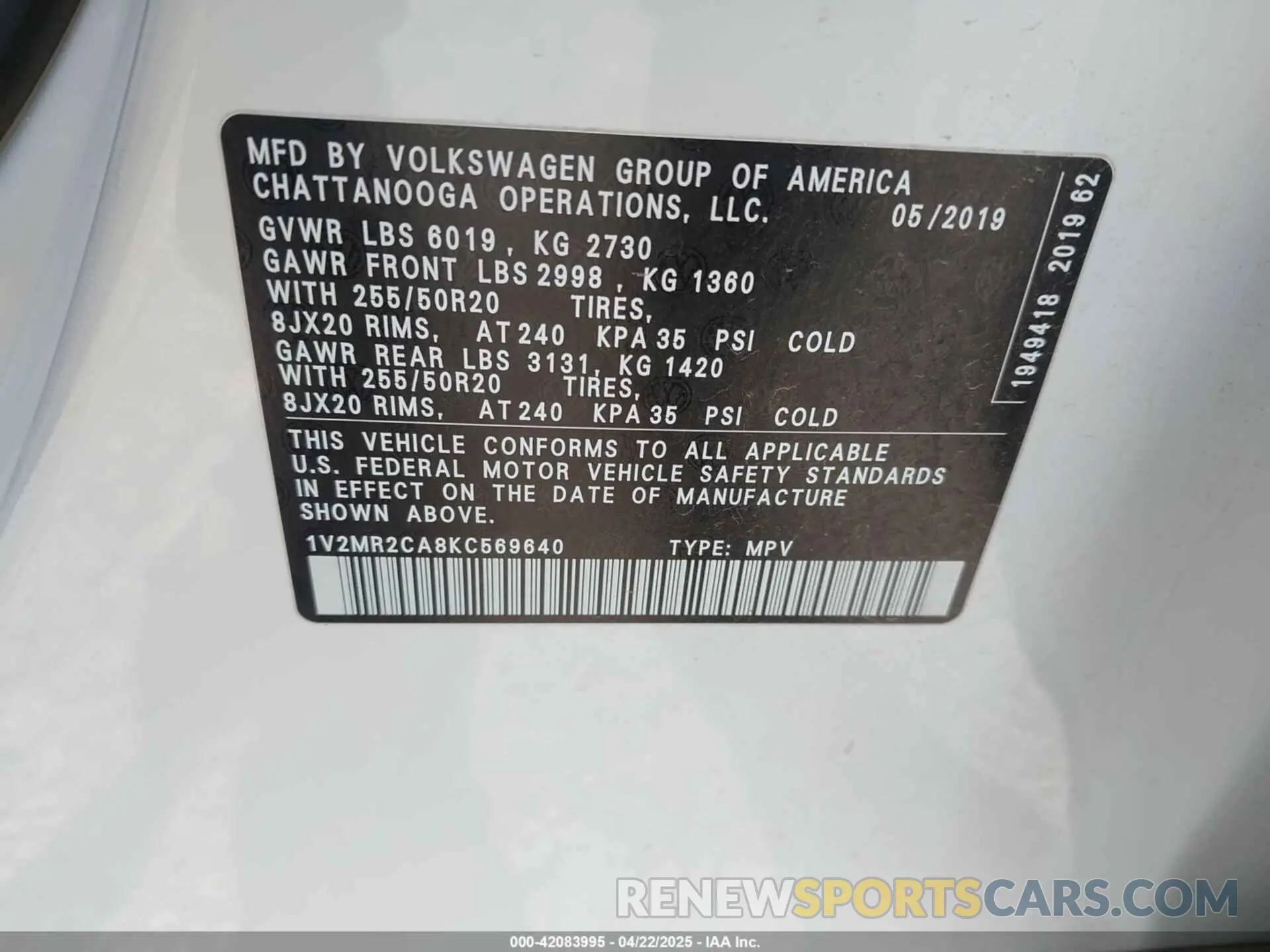 9 Photograph of a damaged car 1V2MR2CA8KC569640 VOLKSWAGEN ATLAS 2019