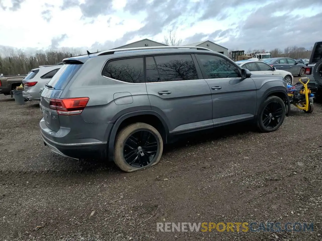 3 Photograph of a damaged car 1V2MR2CA8KC596112 VOLKSWAGEN ATLAS 2019
