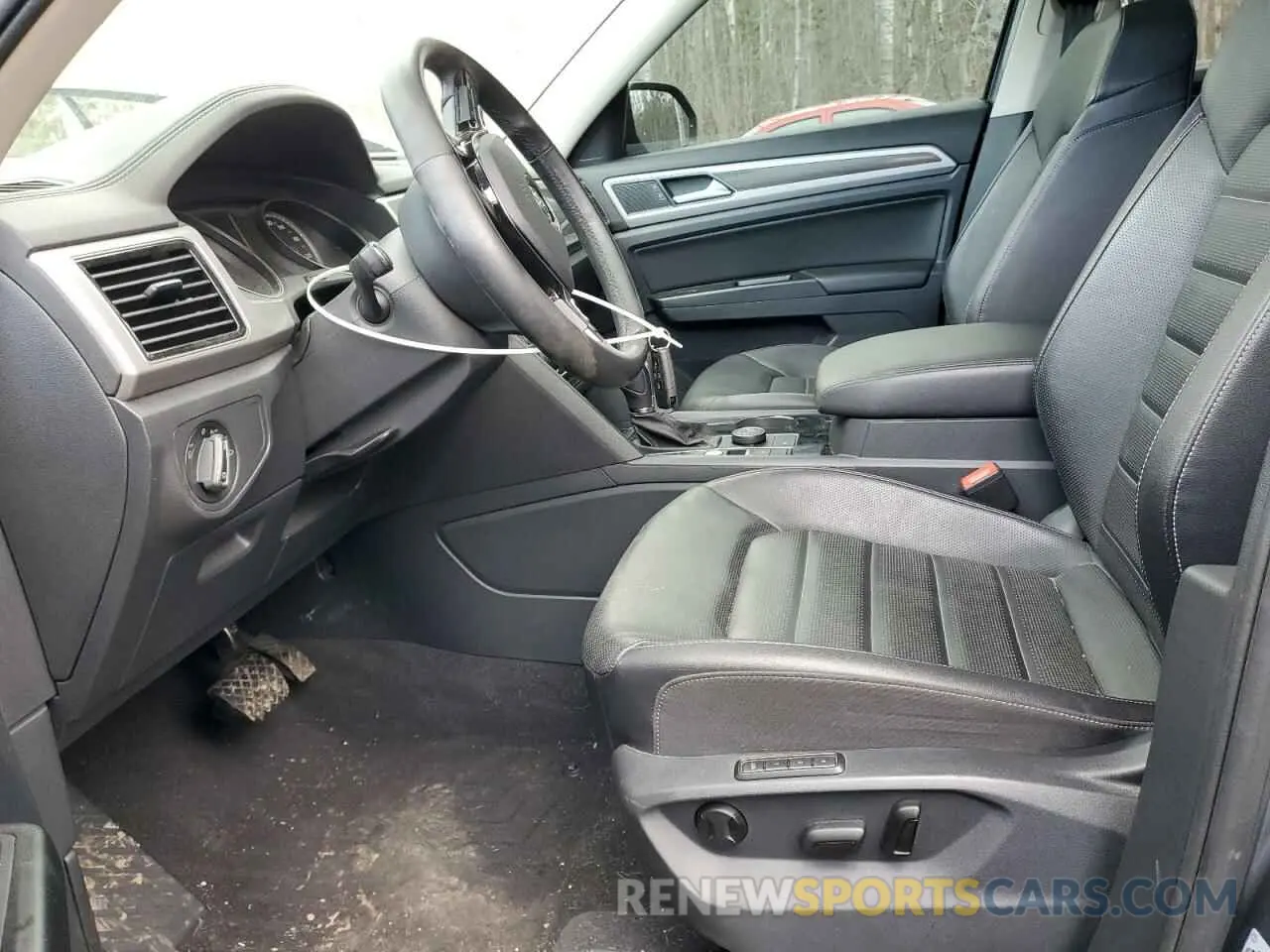 7 Photograph of a damaged car 1V2MR2CA8KC596112 VOLKSWAGEN ATLAS 2019