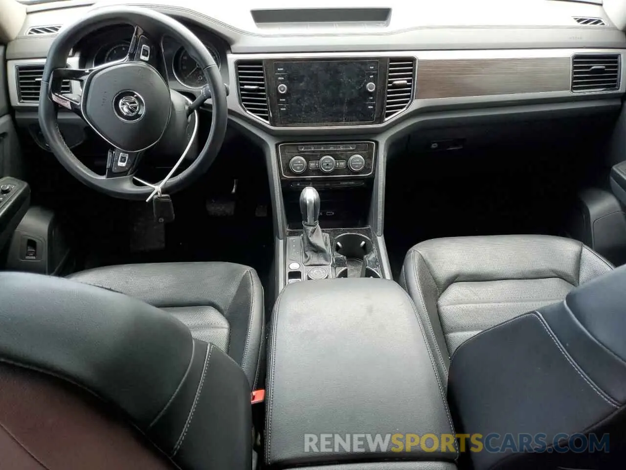 8 Photograph of a damaged car 1V2MR2CA8KC596112 VOLKSWAGEN ATLAS 2019