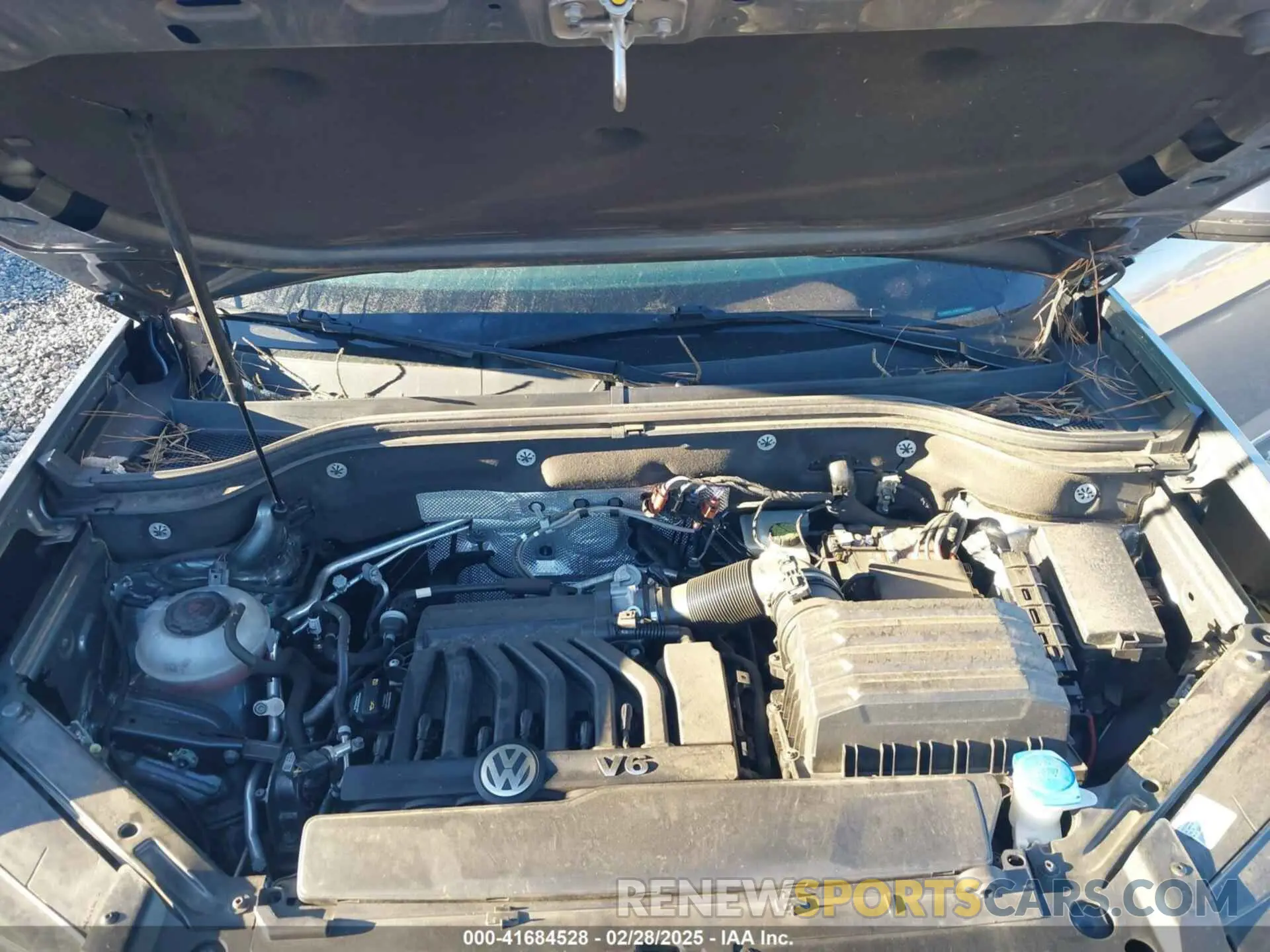 10 Photograph of a damaged car 1V2MR2CA9KC515585 VOLKSWAGEN ATLAS 2019