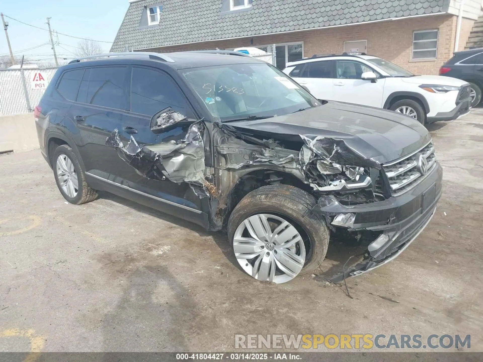 1 Photograph of a damaged car 1V2NR2CA1KC510871 VOLKSWAGEN ATLAS 2019