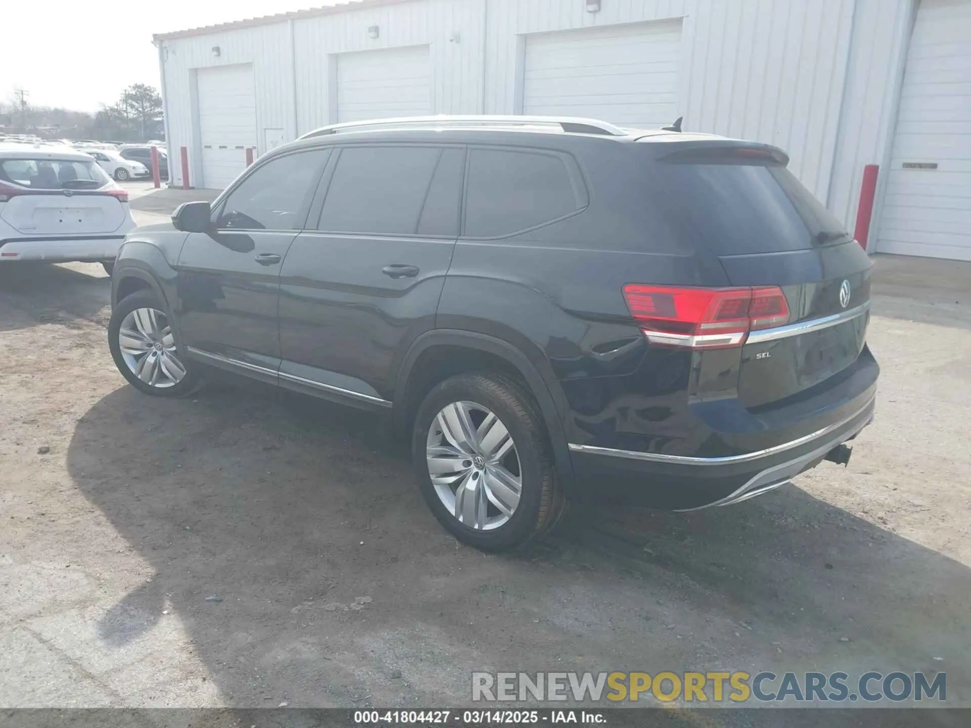 3 Photograph of a damaged car 1V2NR2CA1KC510871 VOLKSWAGEN ATLAS 2019