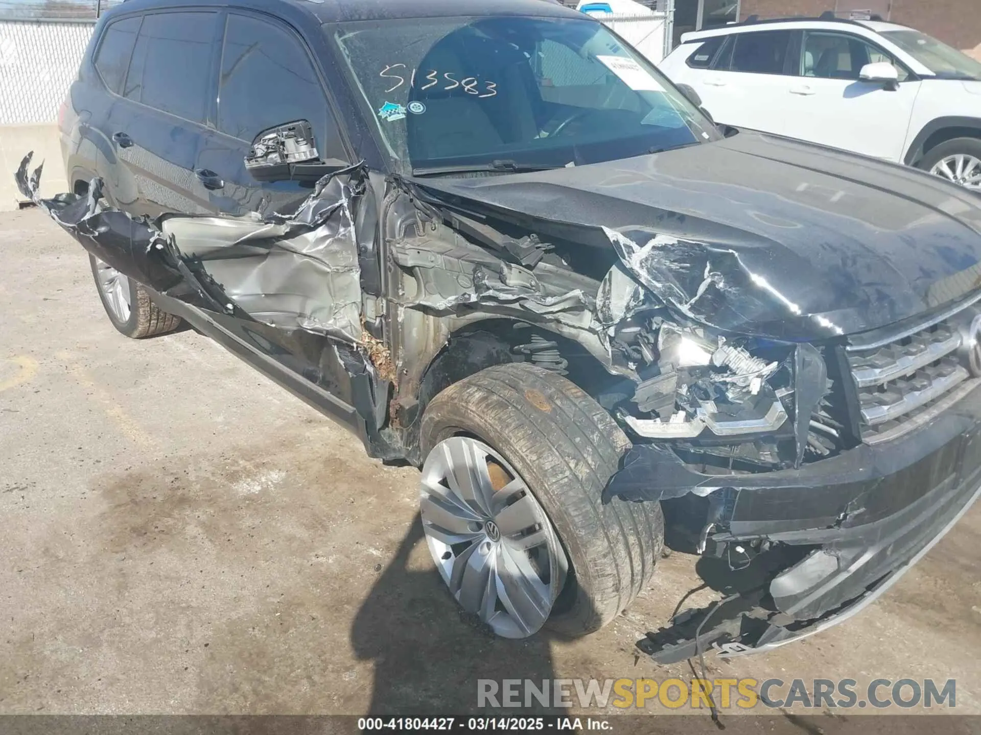6 Photograph of a damaged car 1V2NR2CA1KC510871 VOLKSWAGEN ATLAS 2019