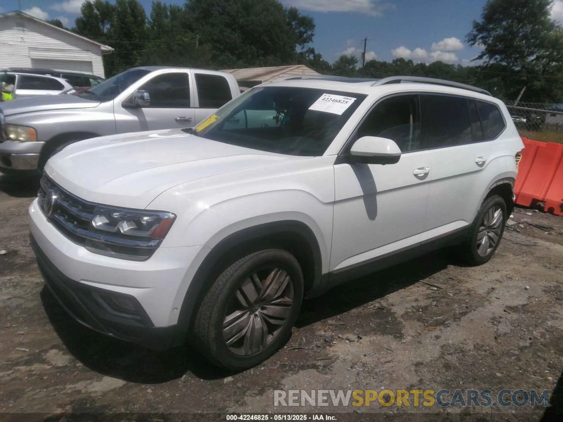 2 Photograph of a damaged car 1V2NR2CA2KC531552 VOLKSWAGEN ATLAS 2019
