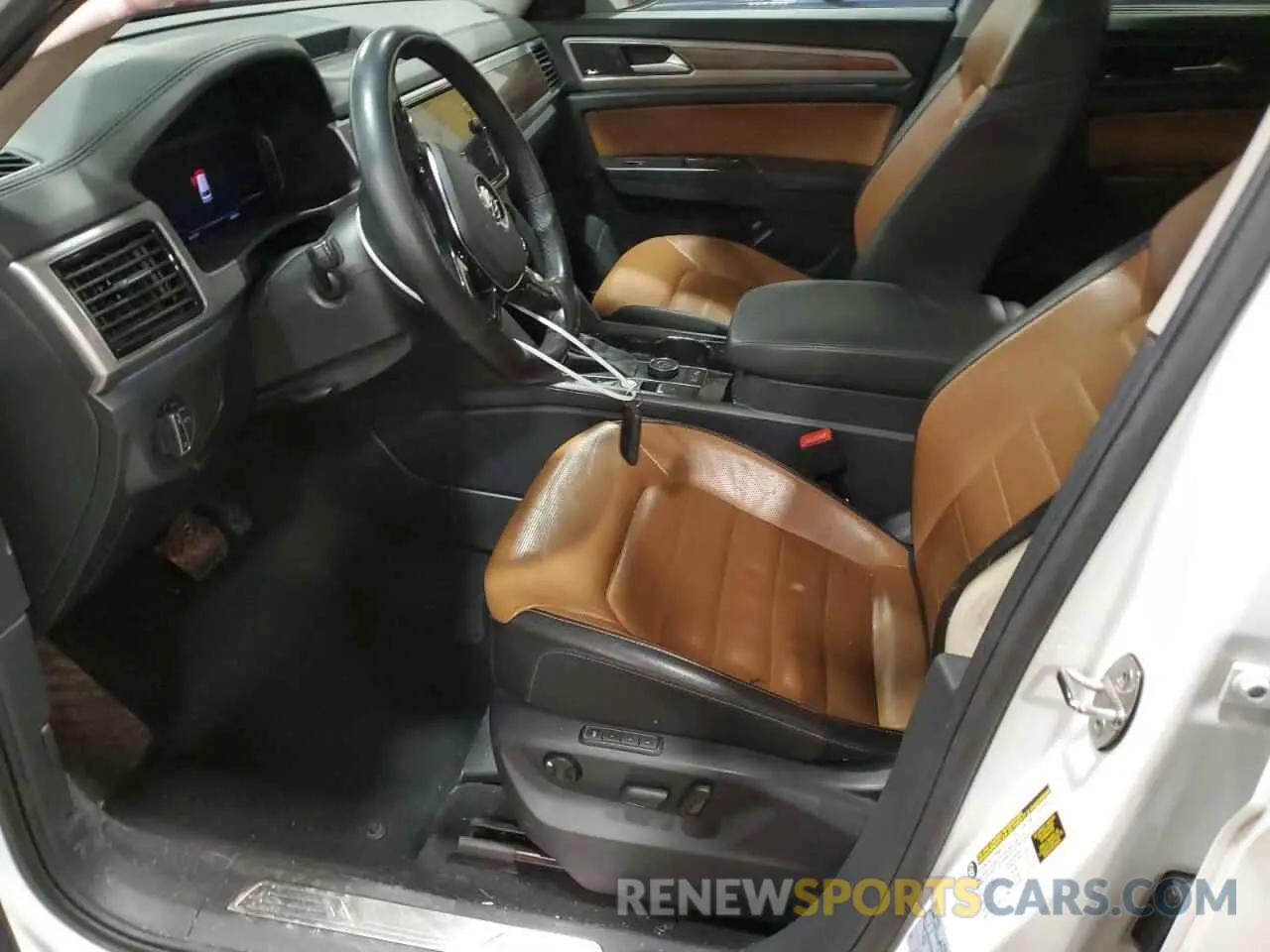 7 Photograph of a damaged car 1V2NR2CA2KC622904 VOLKSWAGEN ATLAS 2019