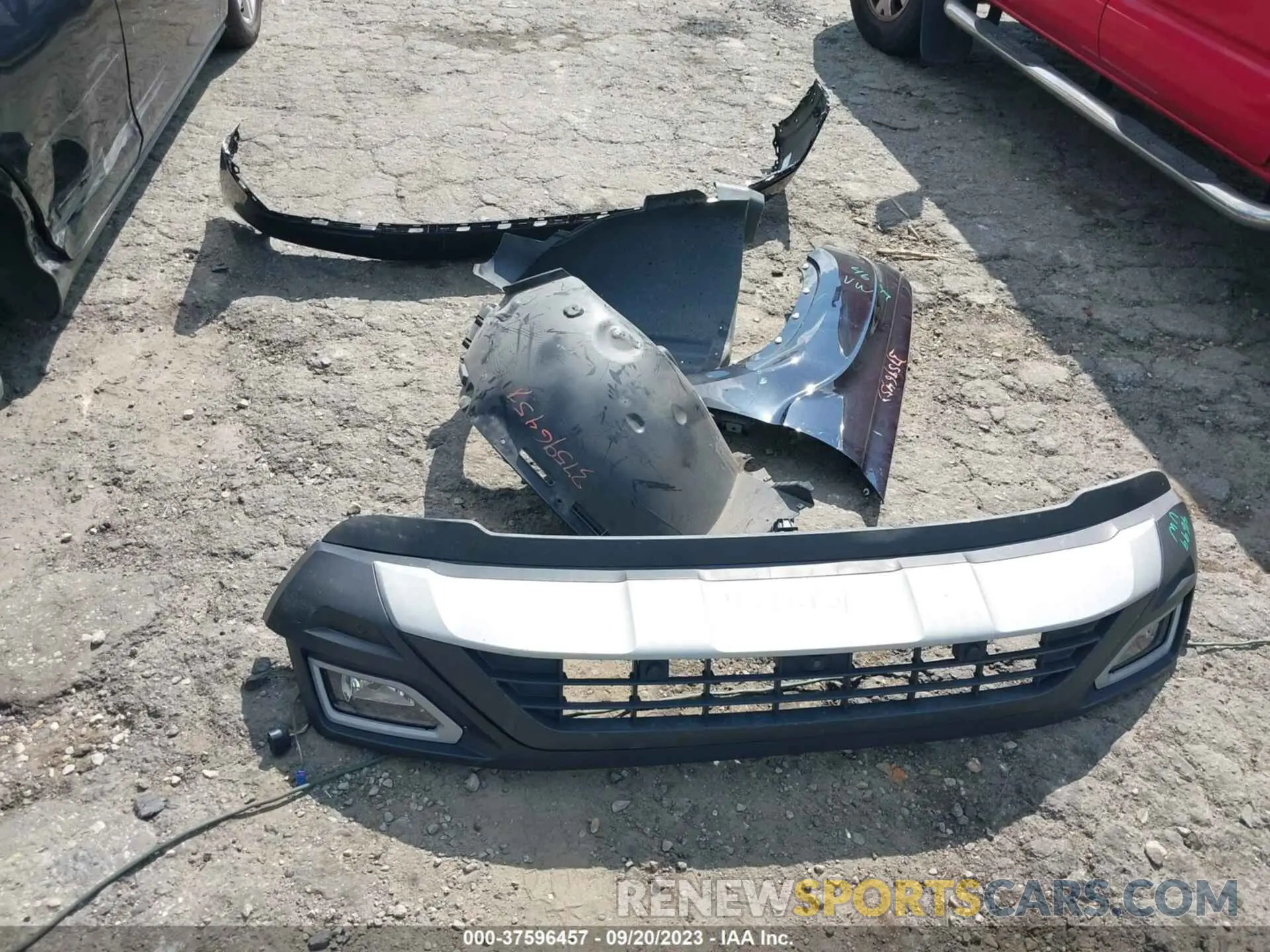 12 Photograph of a damaged car 1V2NR2CA3KC504487 VOLKSWAGEN ATLAS 2019